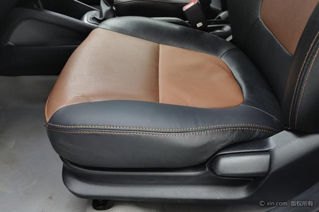 起亚 起亚K2 2013 汽车图片 #22