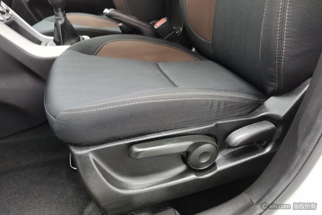 Suzuki SX4 S-CROSS 2018 image de voiture #22