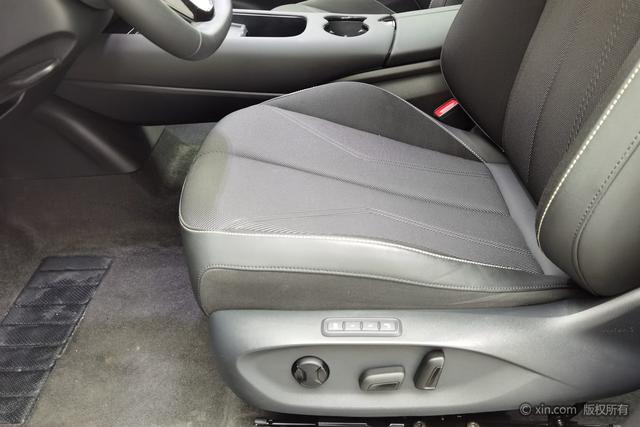 Volkswagen ID.UNYX 06 2024 imagem de carro #22