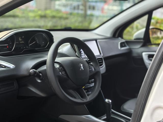 Peugeot 2008 2014 immagine di auto #22