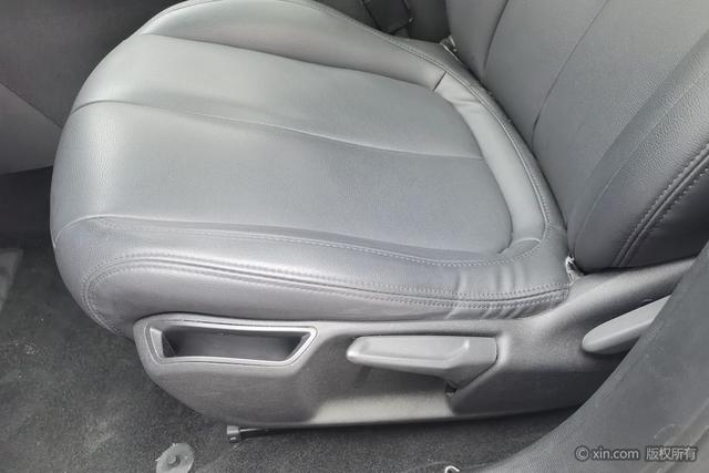 标致 标致408 2015 汽车图片 #22