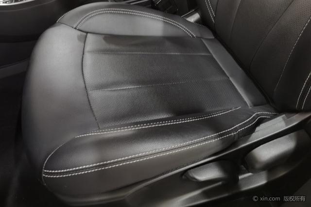 GEELY Vision X3 2019 immagine di auto #22