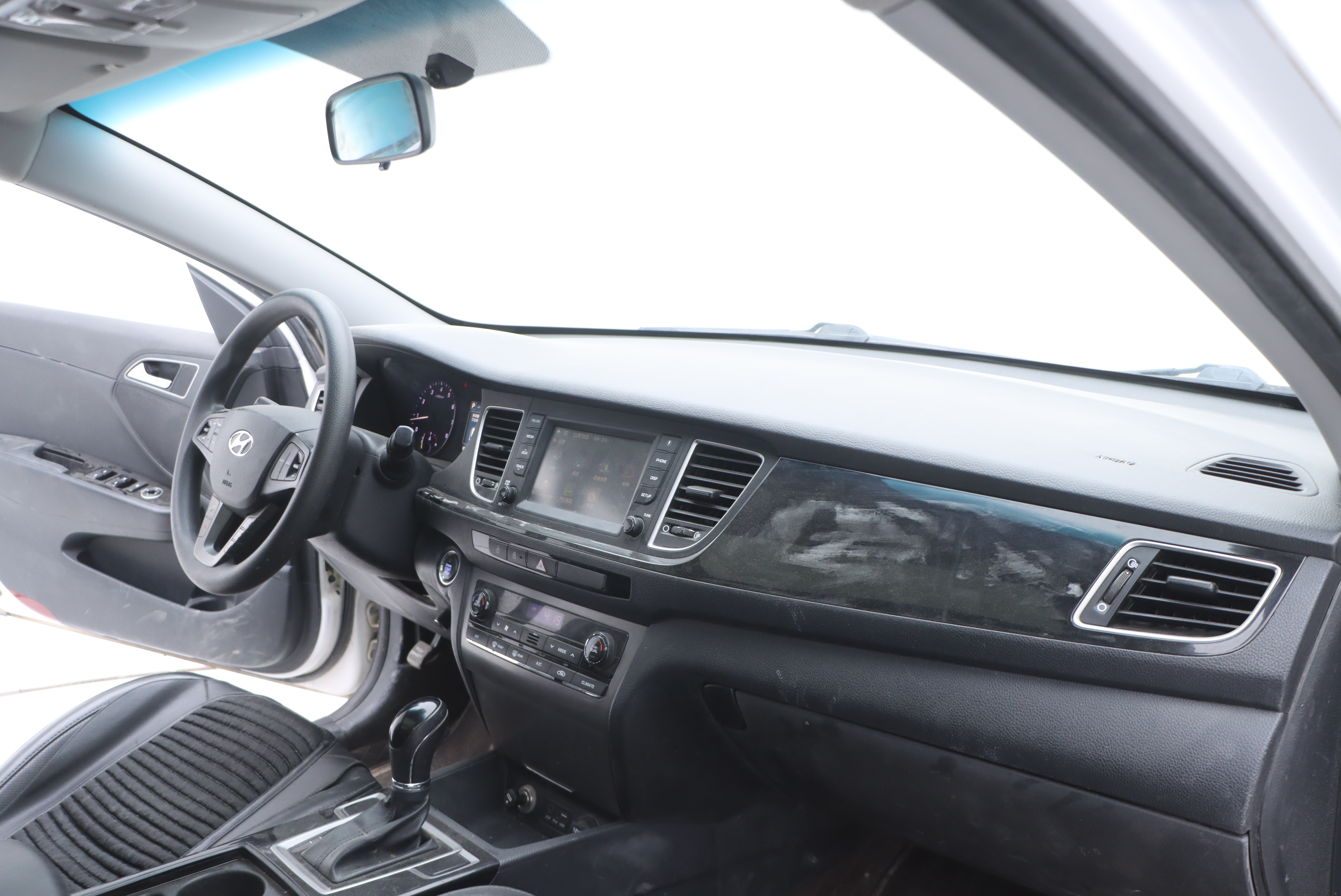 Hyundai Mistra 2017 #22 Hyundai Mistra 2017 car image #22