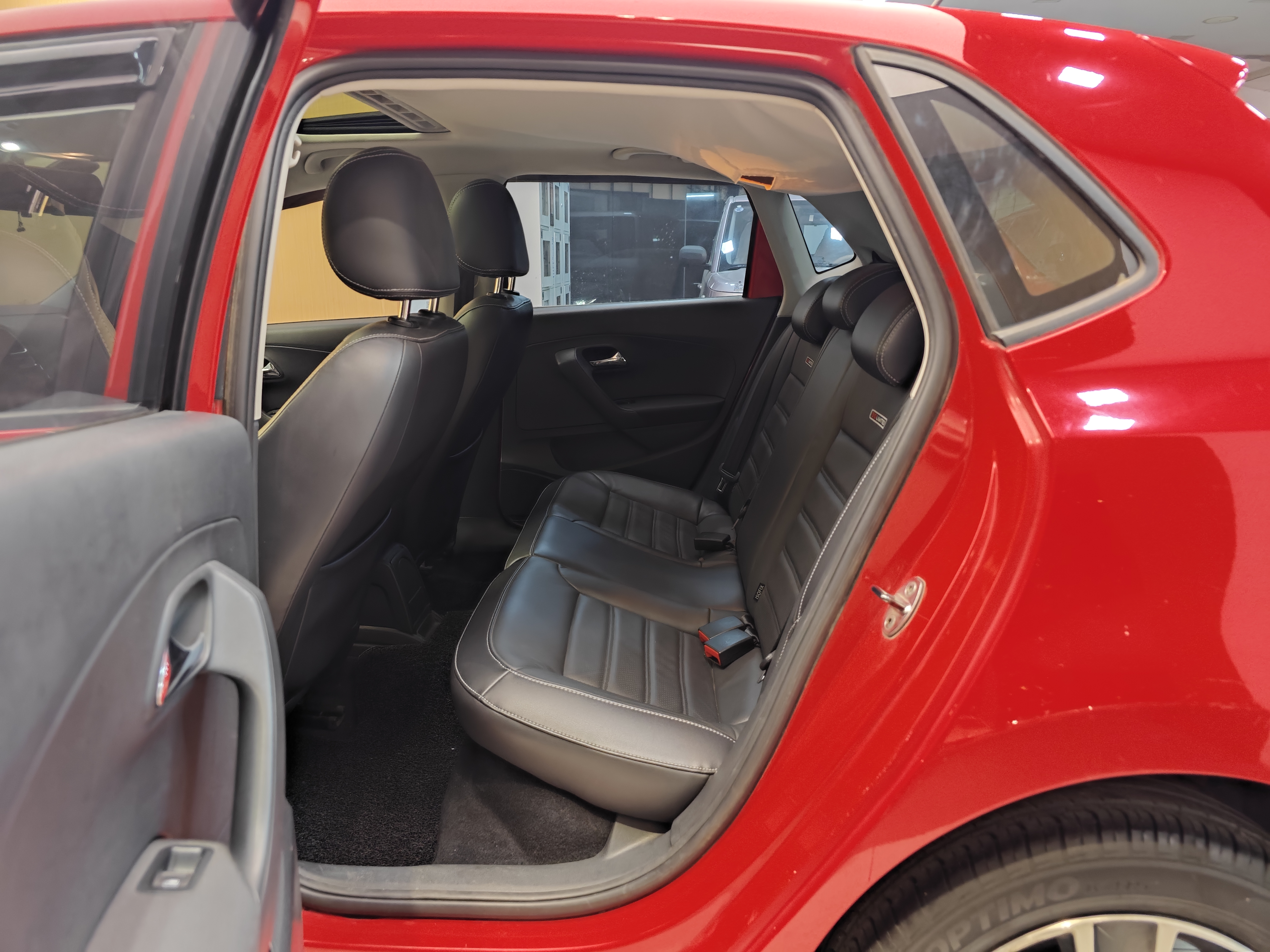 Volkswagen Polo 2015 #22 Volkswagen Polo 2015 car image #22