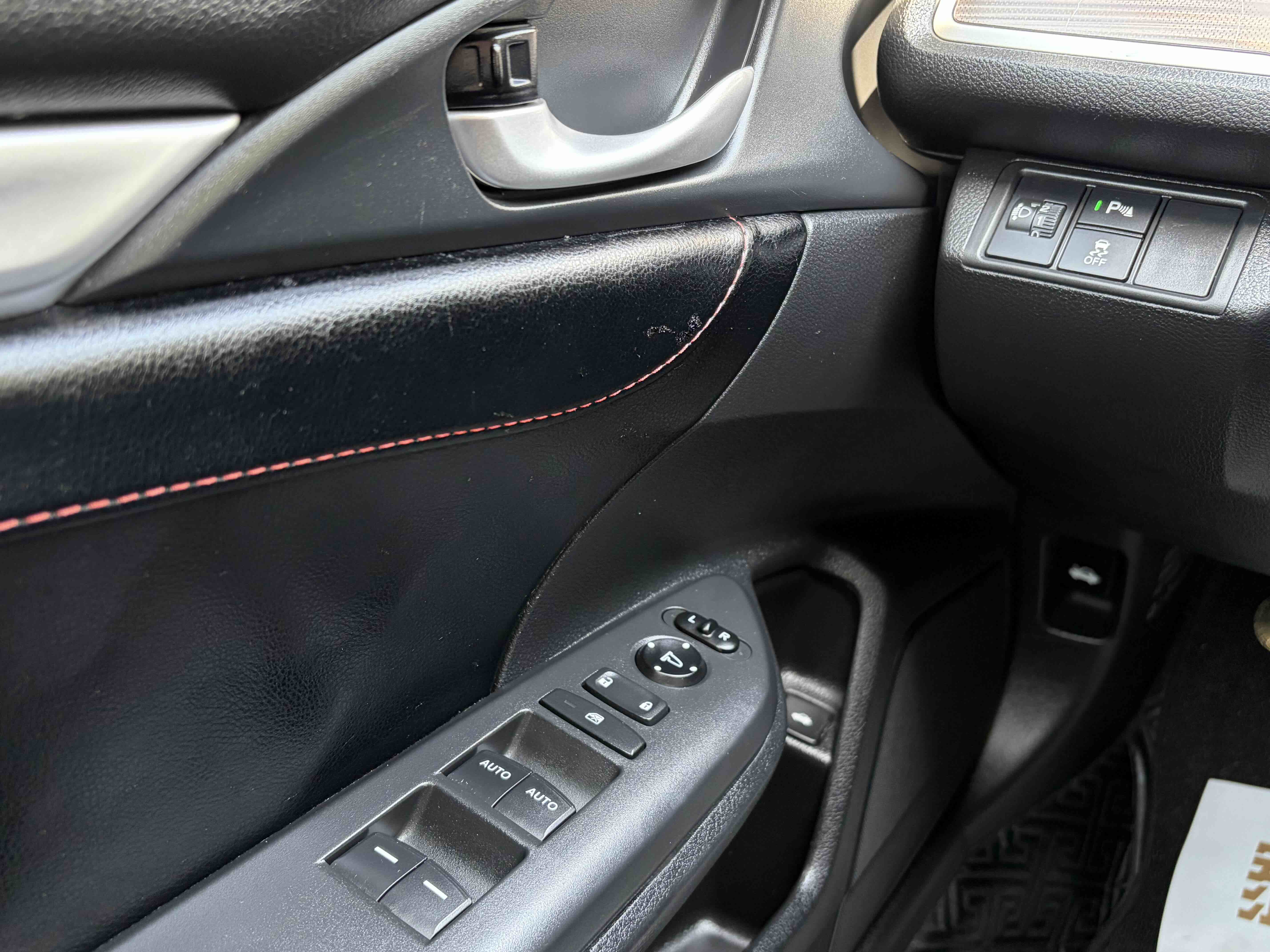 Honda Civic 2019 car image #22