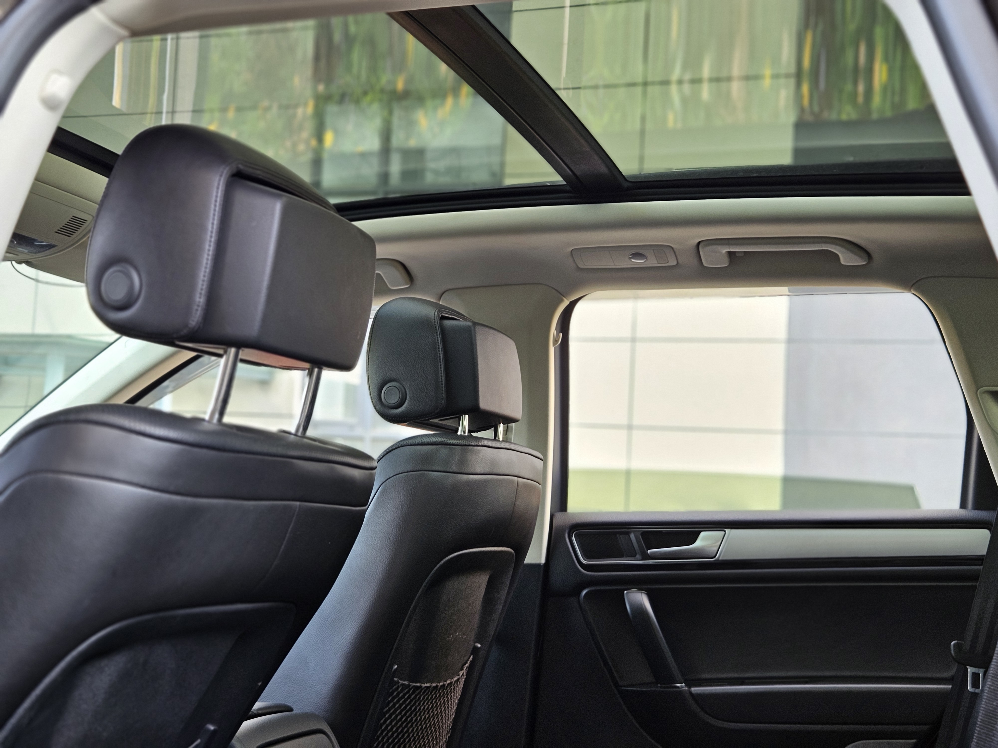 Volkswagen Touareg 2017 car image #22