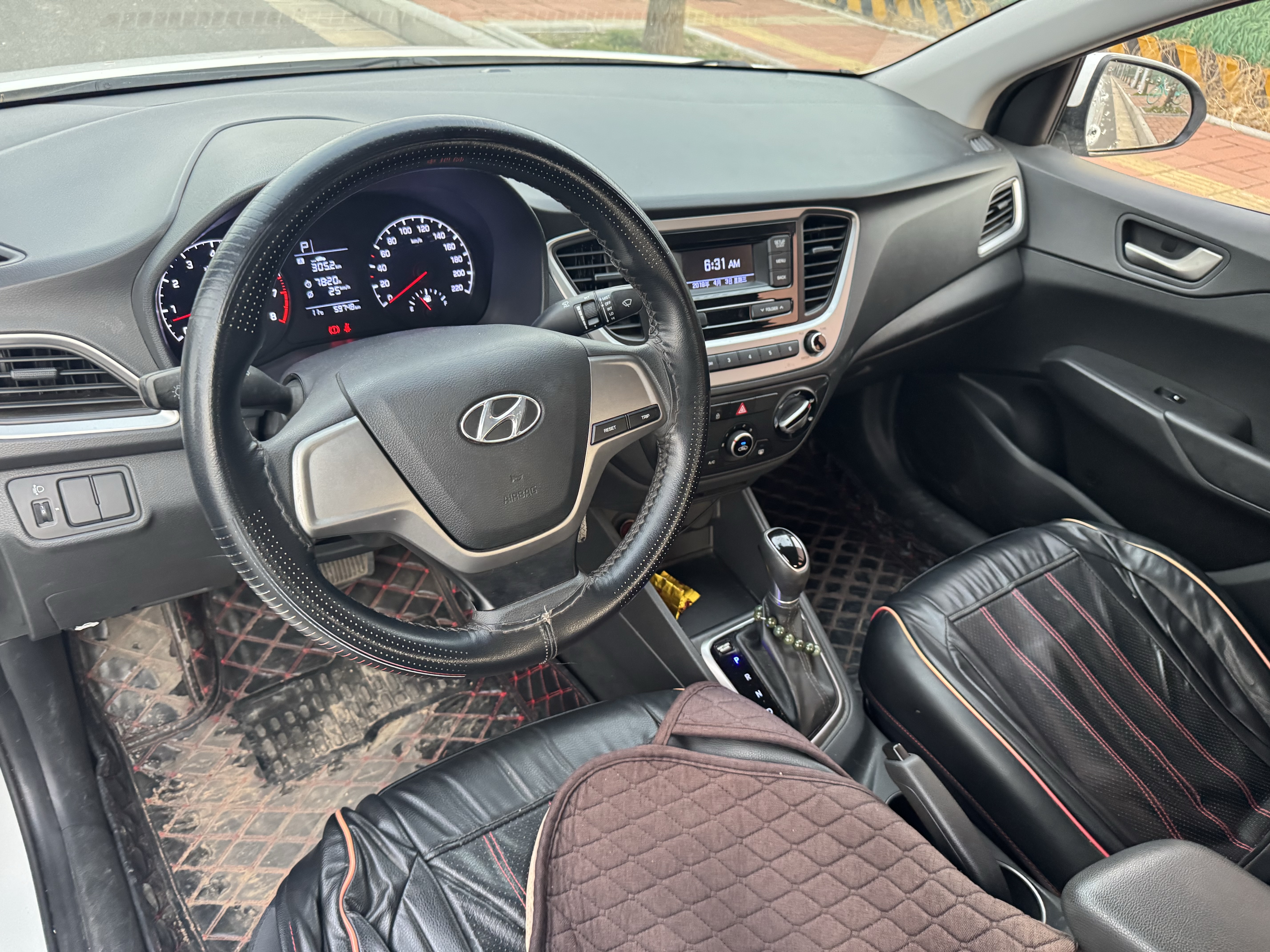 Hyundai Verna 2017 car image #22