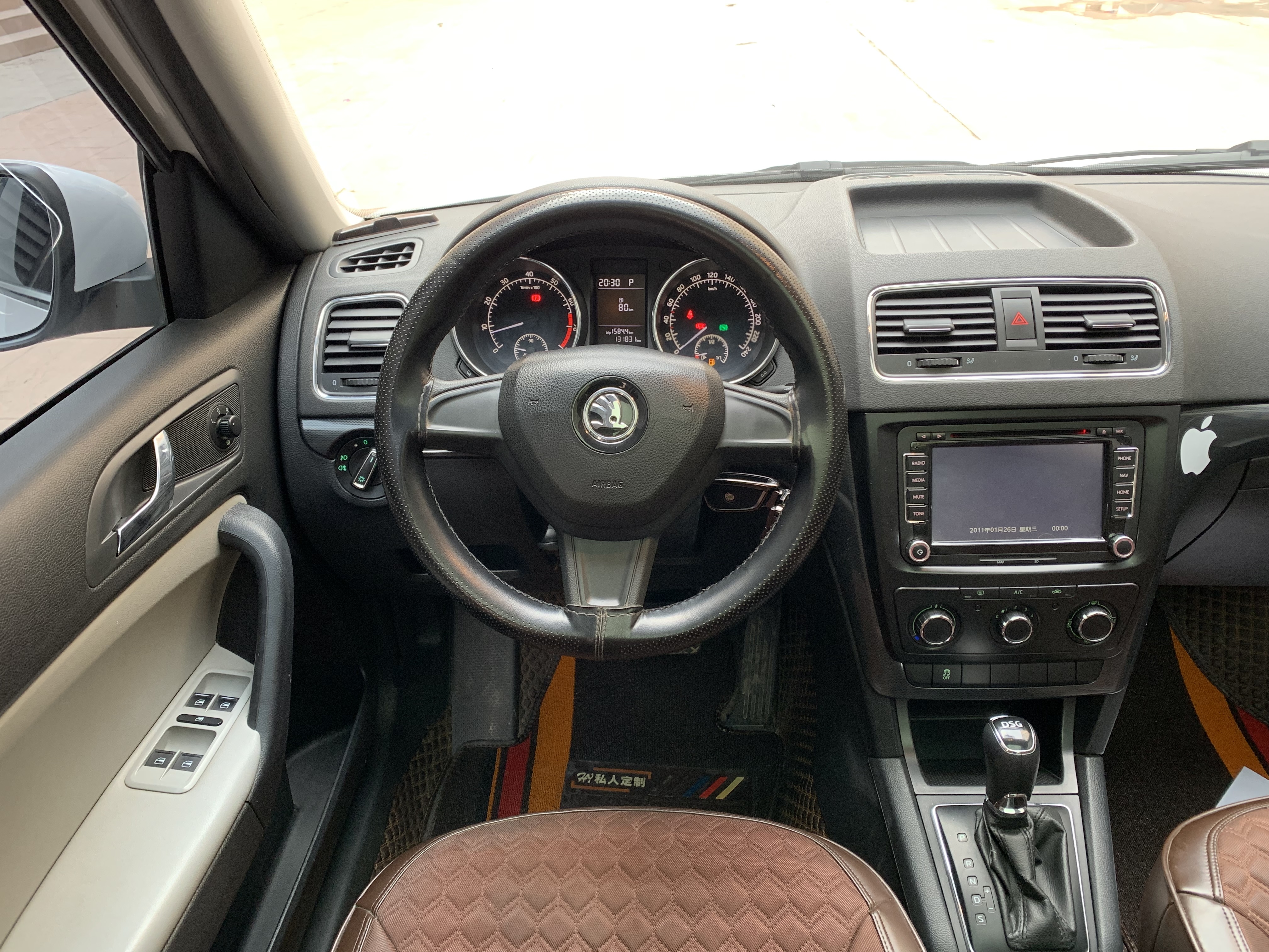 Skoda Yeti 2016 car image #22