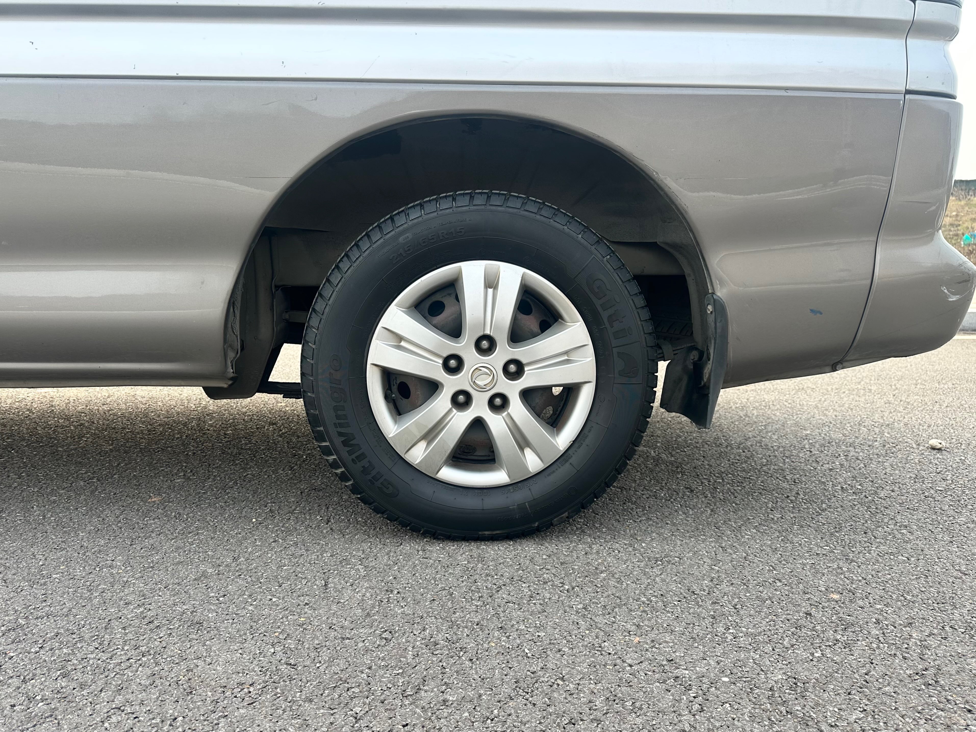 Forthing Lingzhi 2014 car image #22