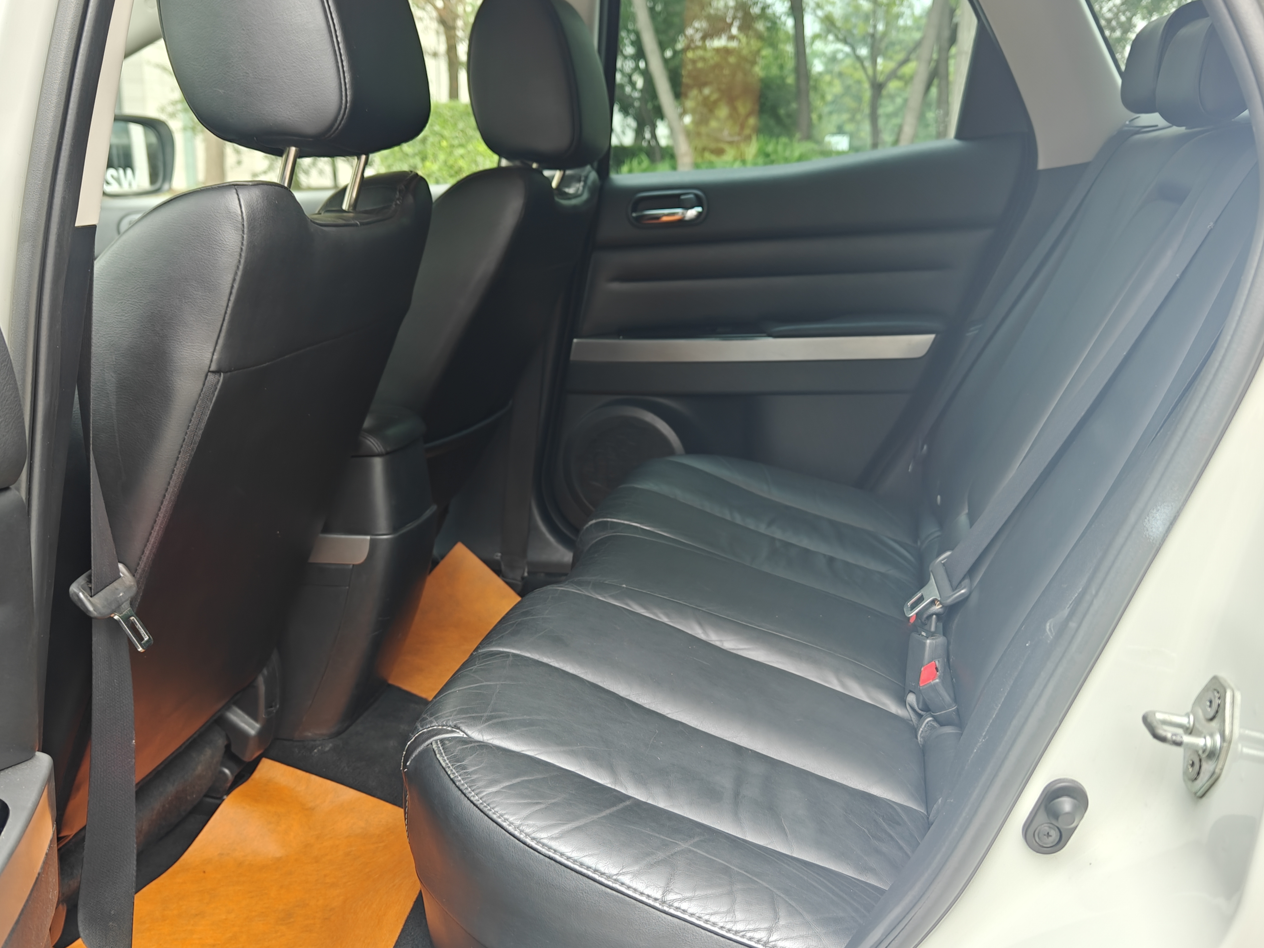 Mazda CX-7 (Imported) 2011 car image #22