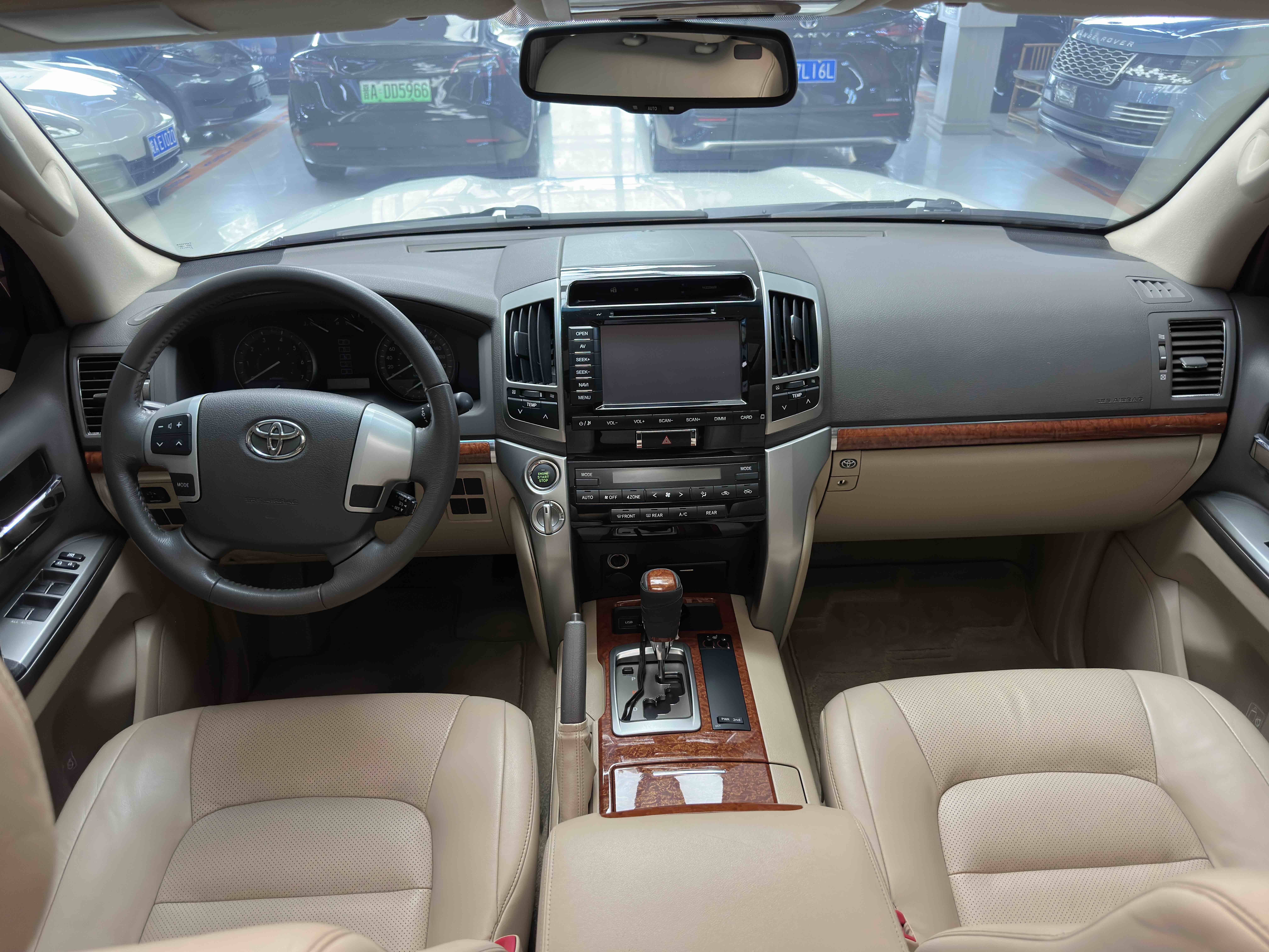 Toyota Land Cruiser 2013 car image #22