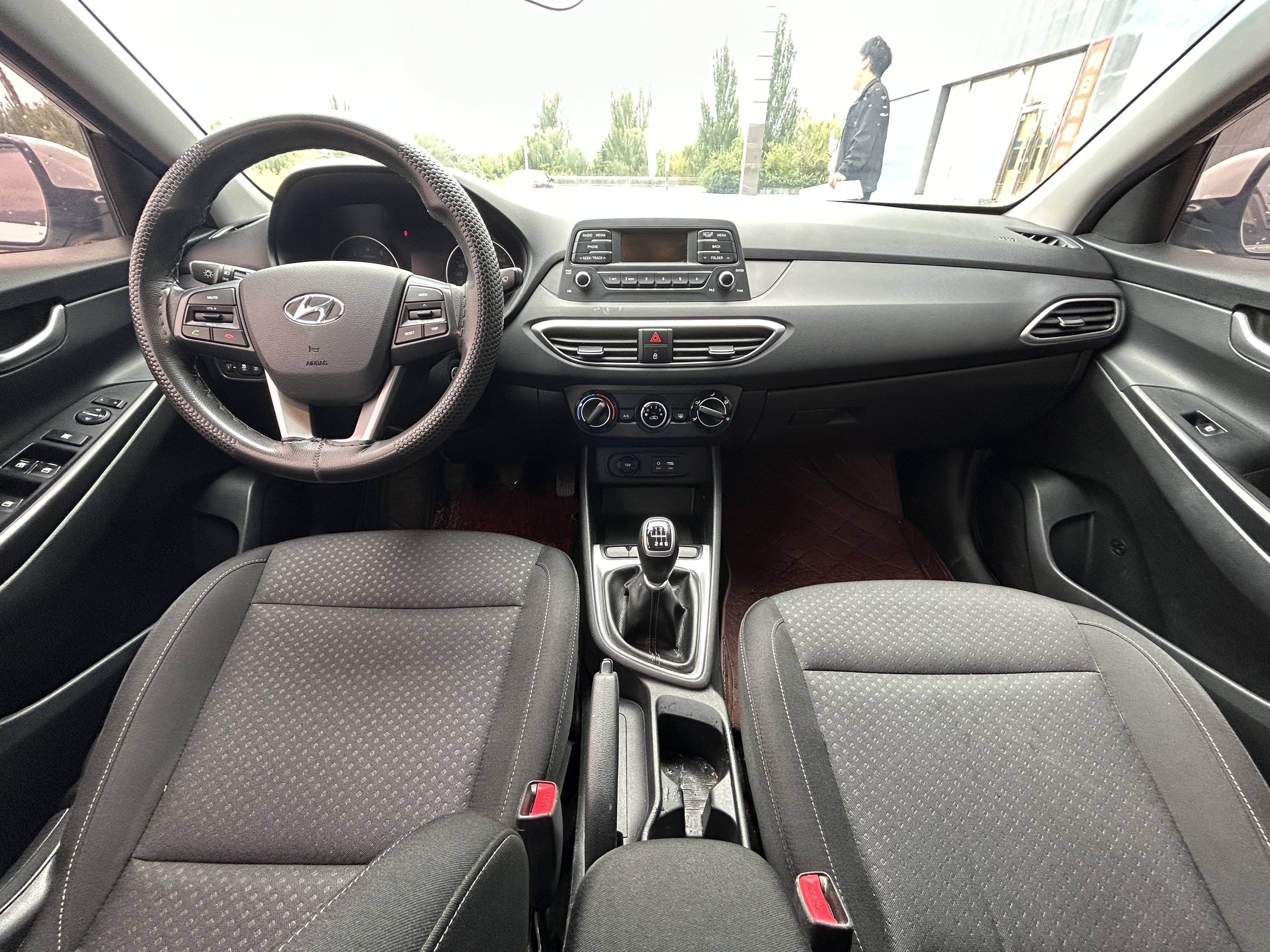 Hyundai Elantra HD 2017 immagine di auto #22