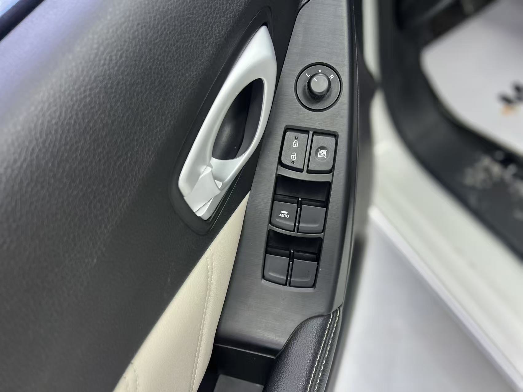 GAC Trumpchi GA3 2017 изображение автомобиля #22