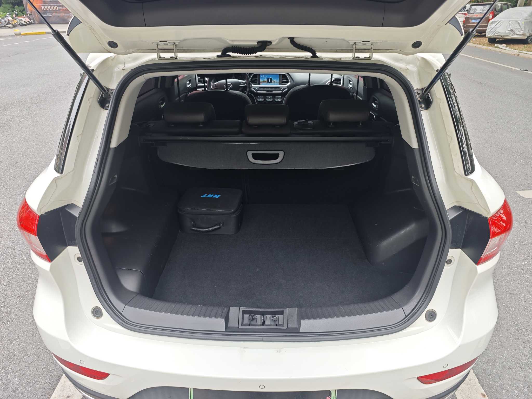 GAC Trumpchi GS4 New Energy 2018 car image #22