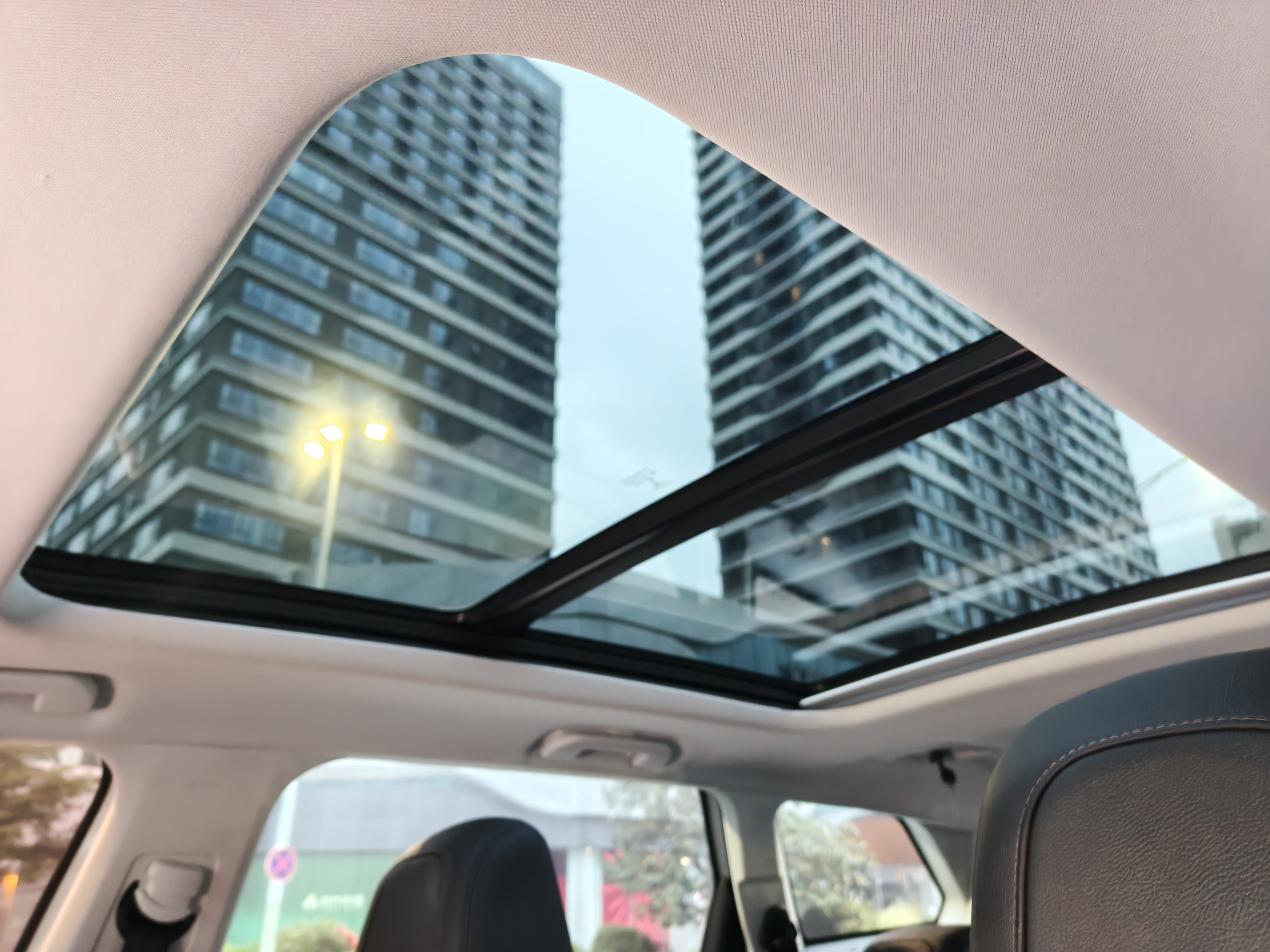 Peugeot 5008 2017 car image #22