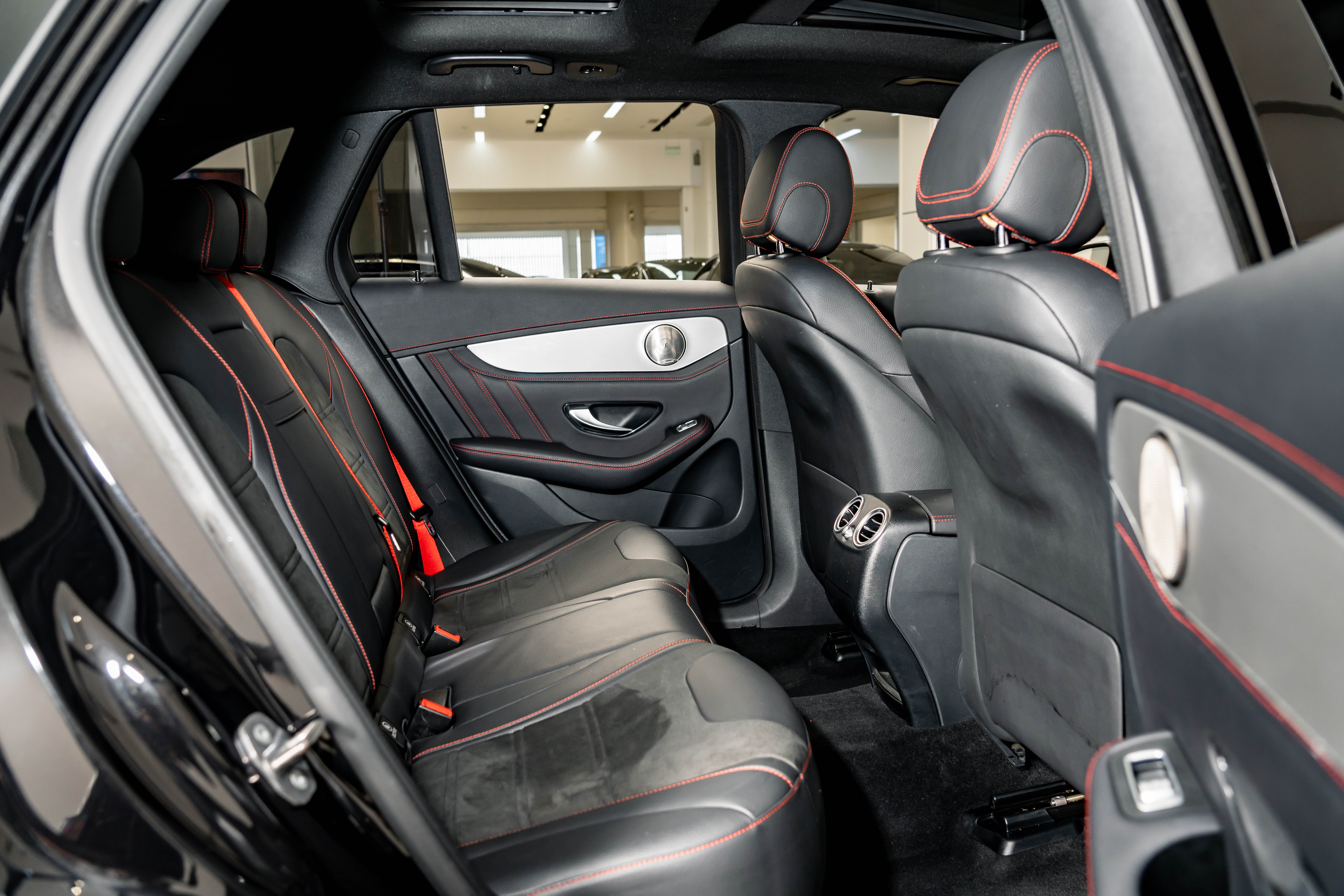 Mercedes-Benz GLC AMG 2019 immagine di auto #22