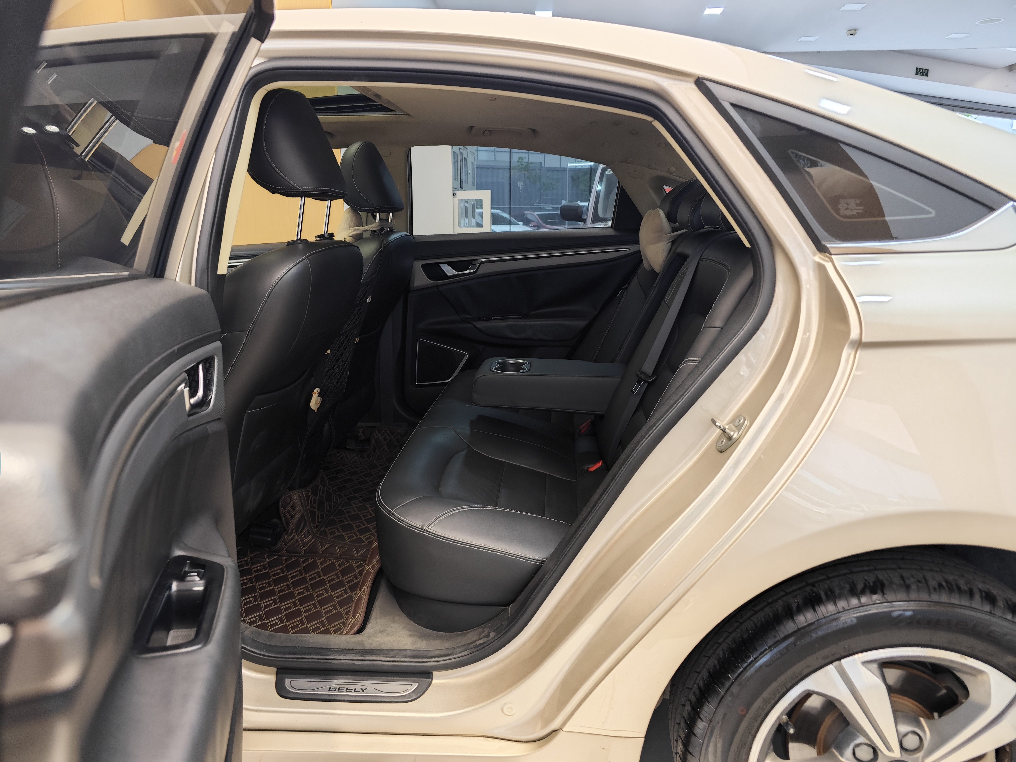 Emgrand GL 2018 immagine di auto #22