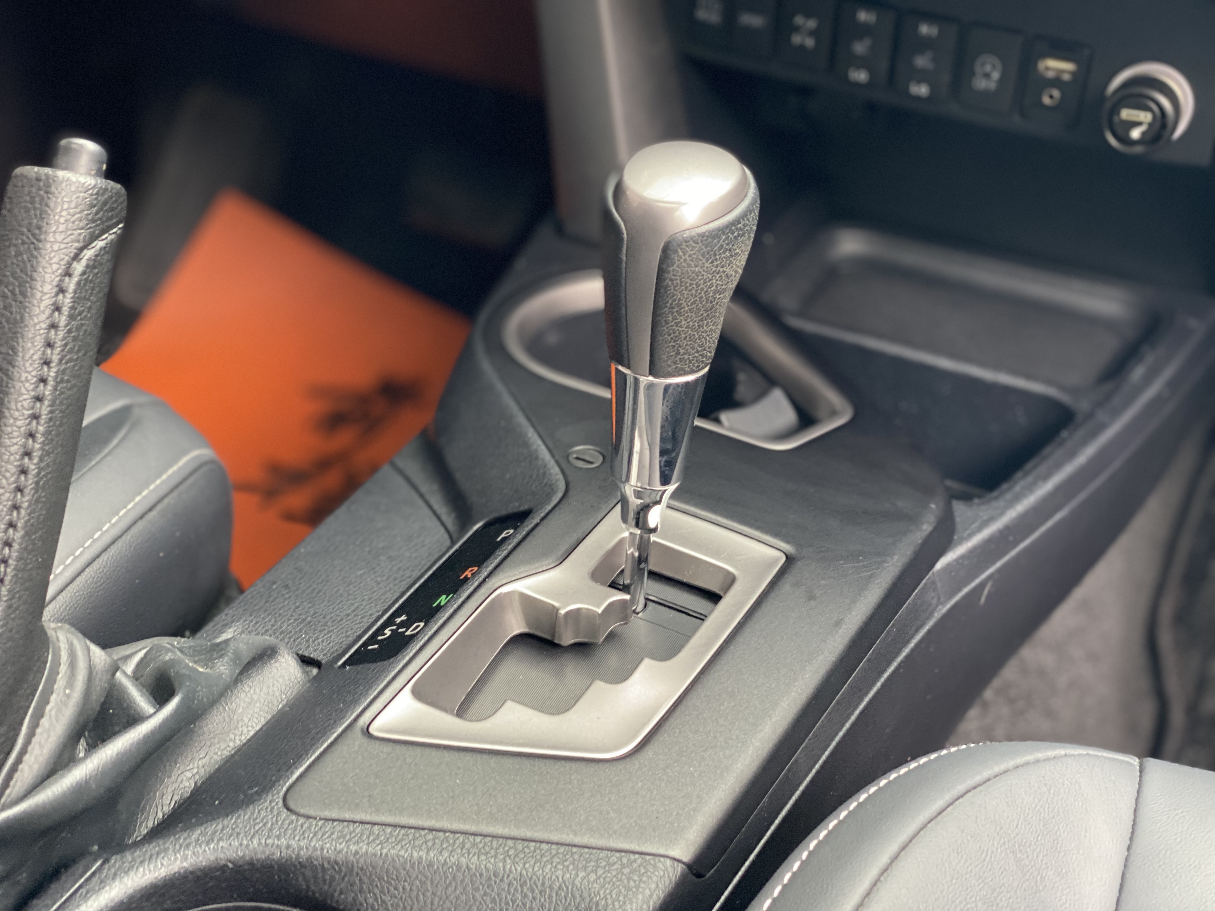 Toyota RAV4 2017 #22 Toyota RAV4 2017 car image #22