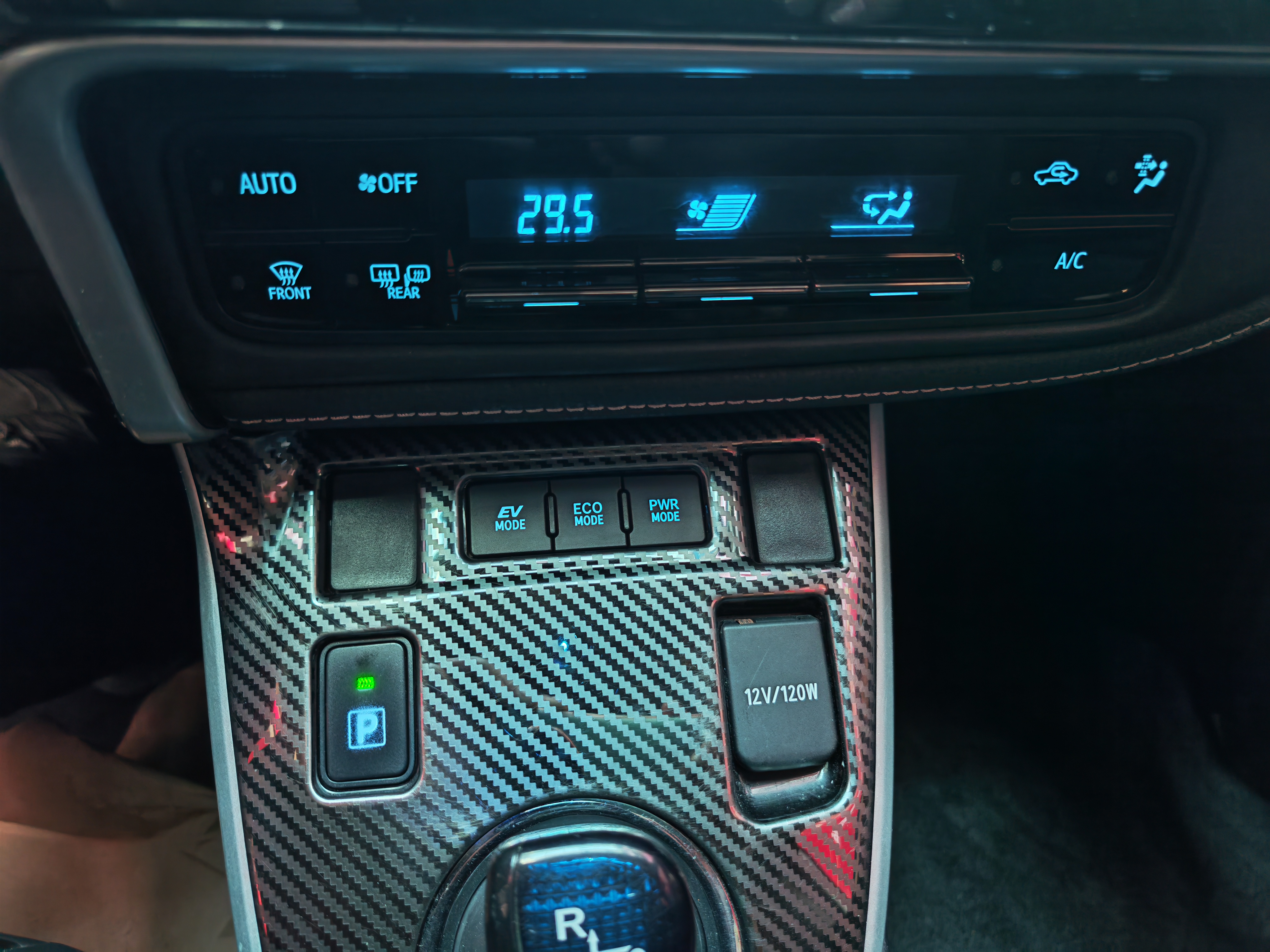 Toyota Corolla 2018 #22 Toyota Corolla 2018 car image #22