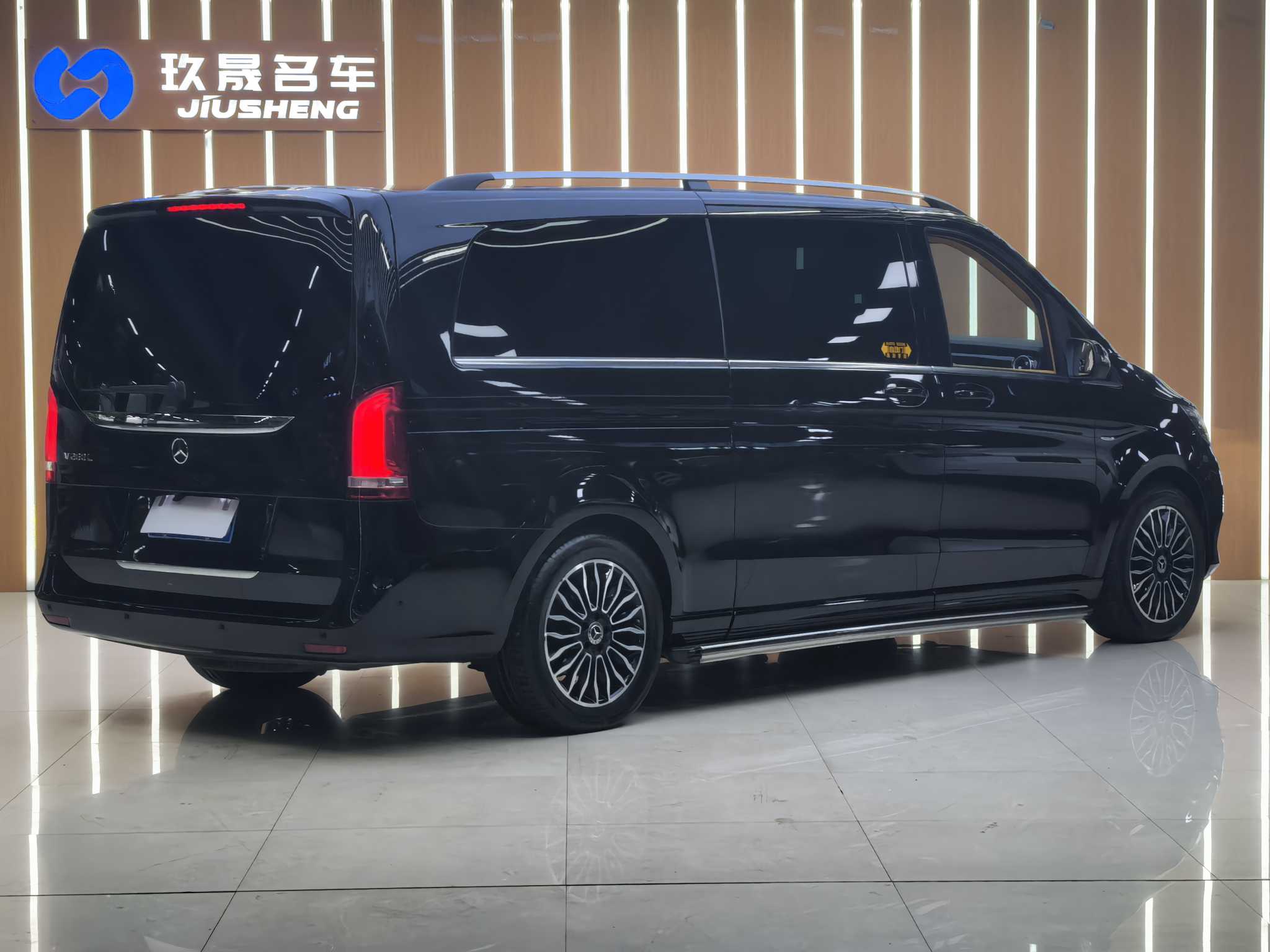 Mercedes-Benz V Class 2019 #22 Mercedes-Benz V Class 2019 car image #22