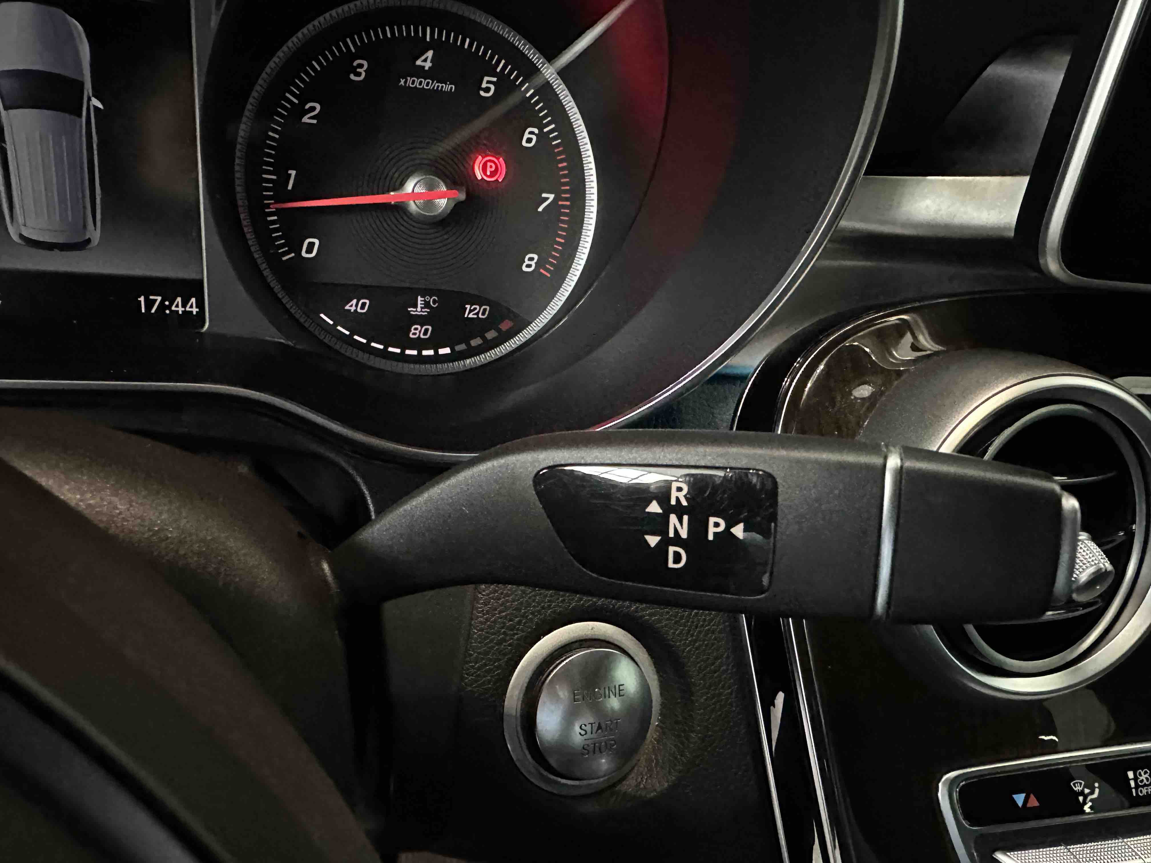 奔驰 奔驰GLC 2018 汽车图片 #22