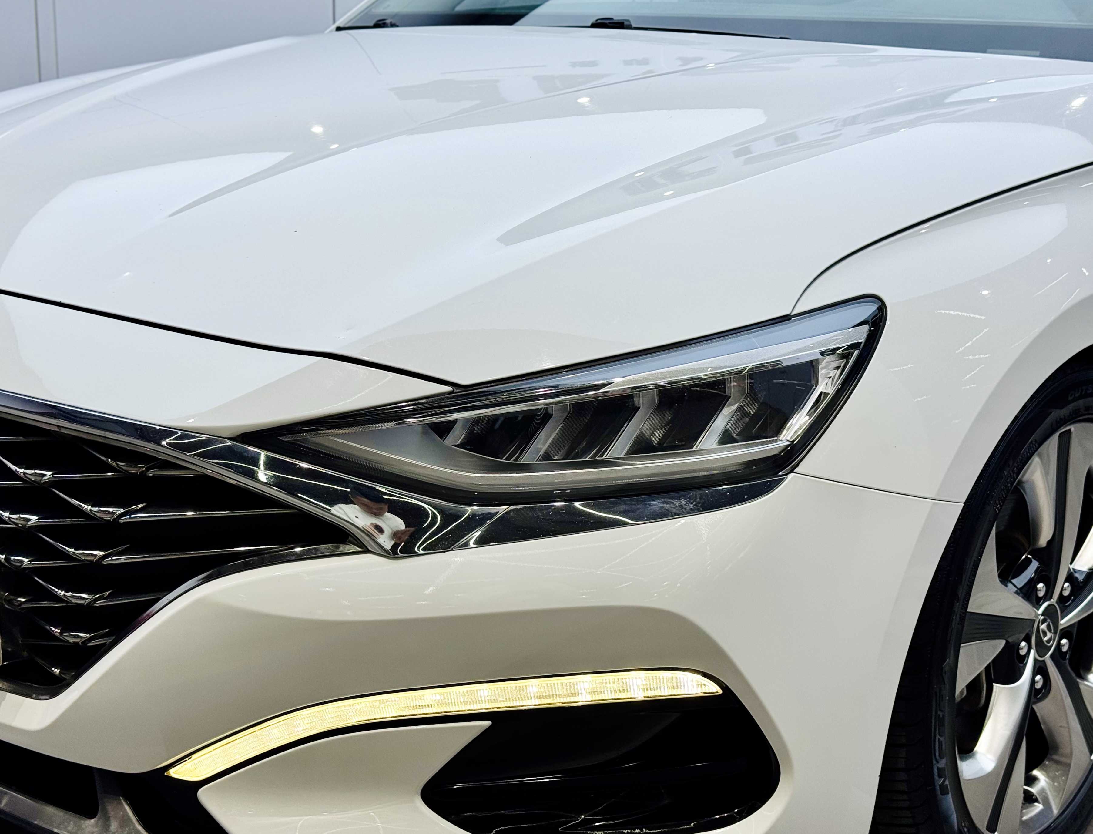 Hyundai Lafesta 2021 car image #22