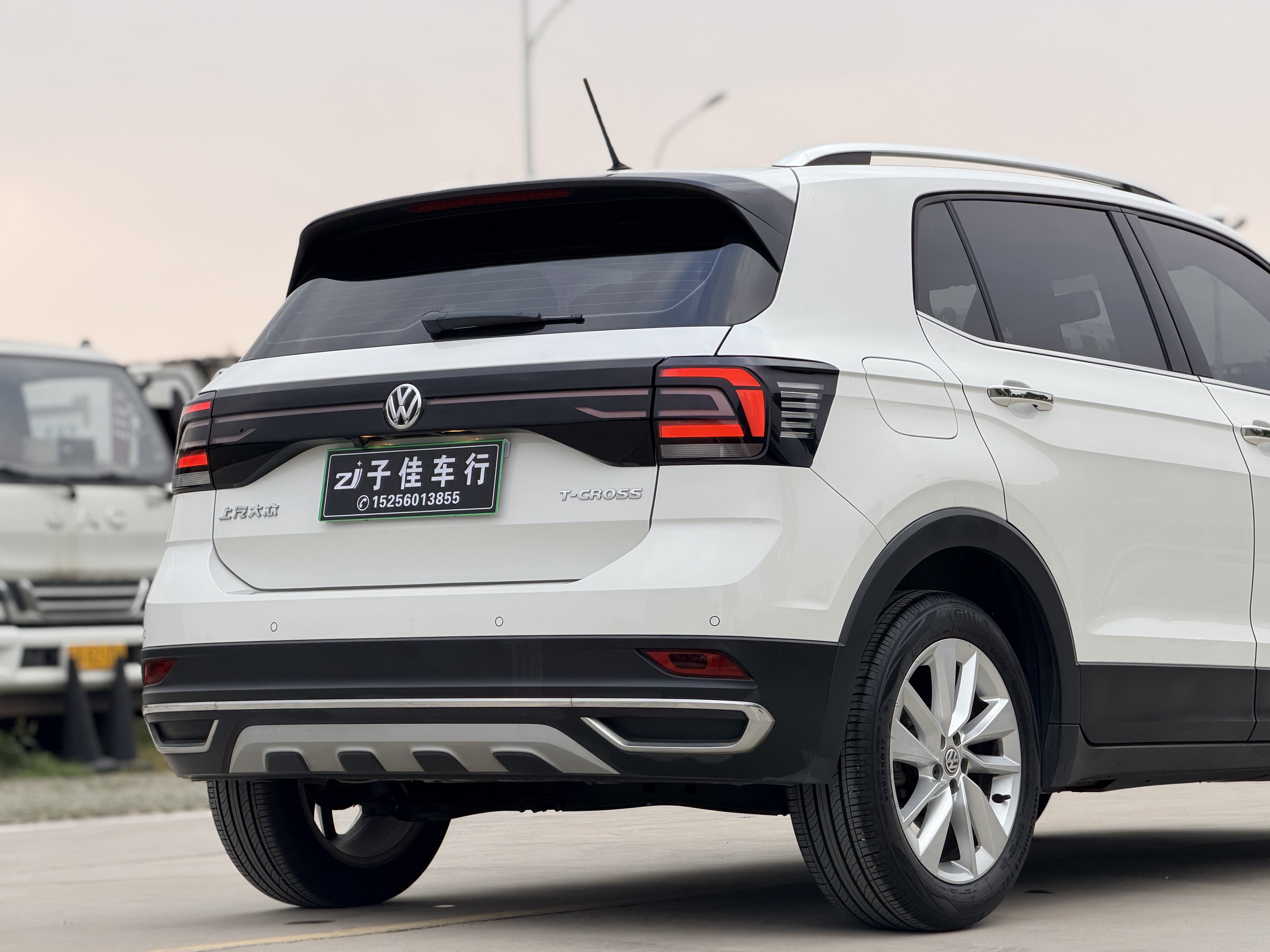 Volkswagen T-Cross 2020 car image #22
