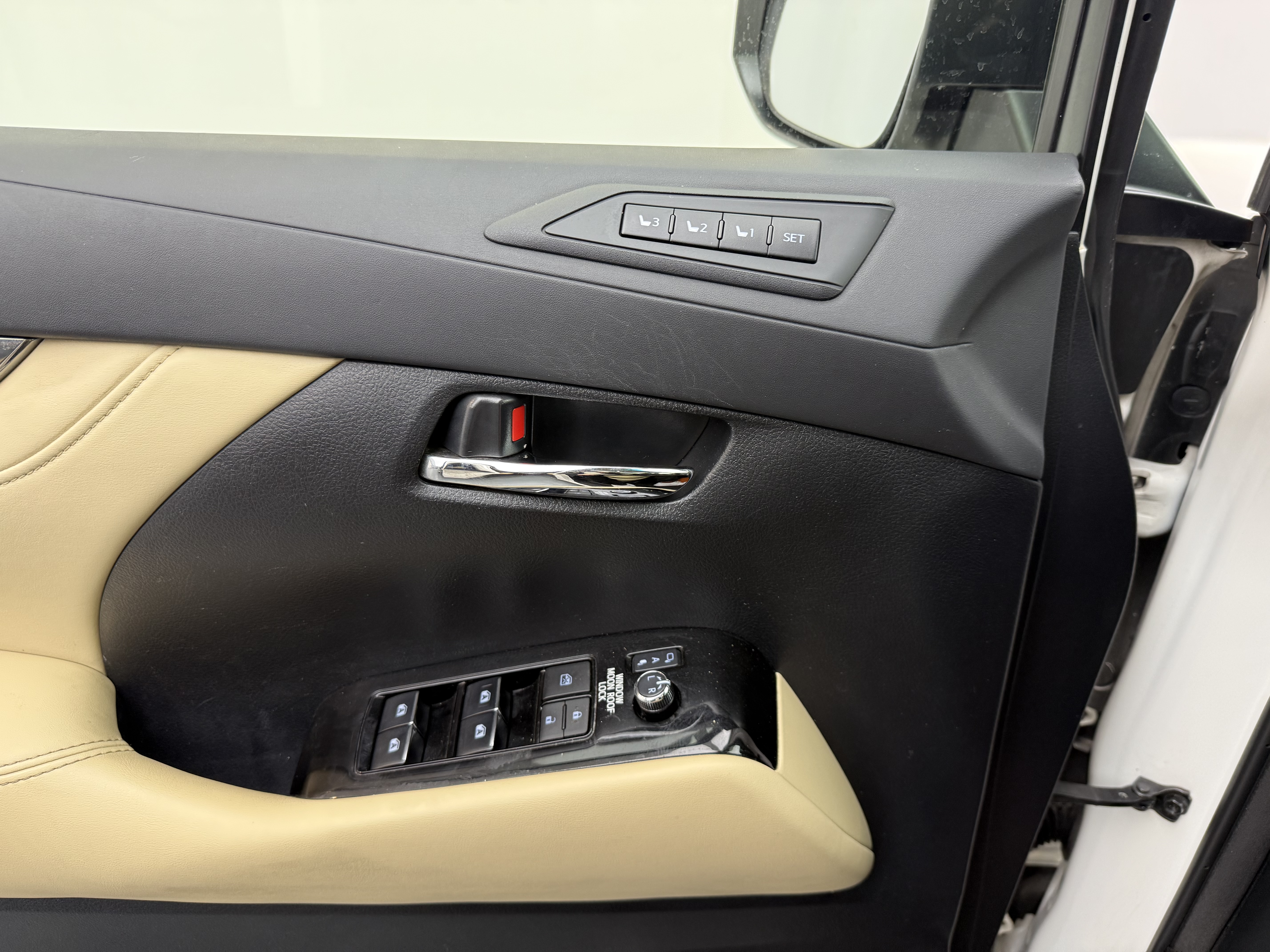 Toyota Alphard 2020 #22 Toyota Alphard 2020 car image #22