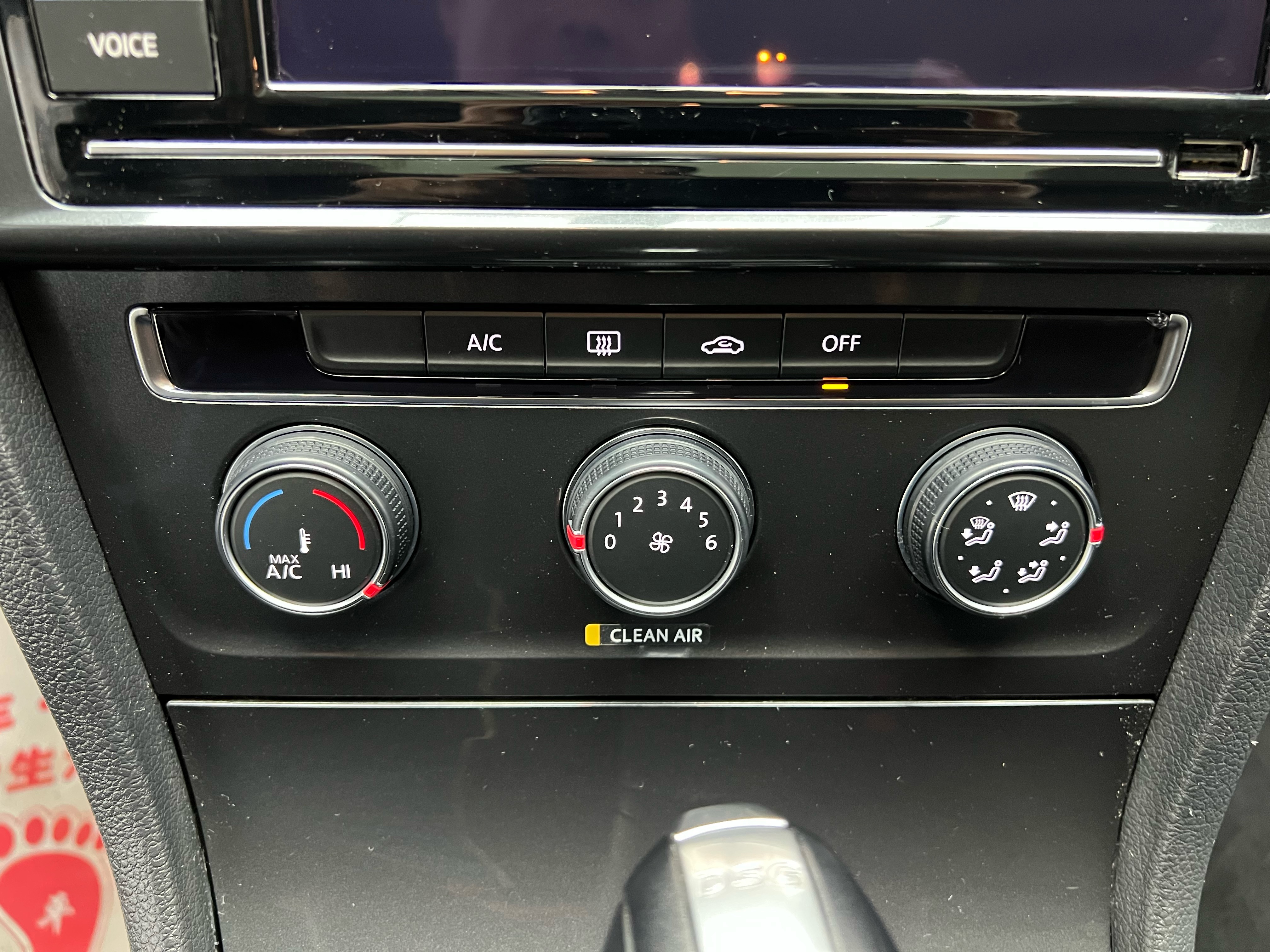 Volkswagen Golf 2019 #22 Volkswagen Golf 2019 car image #22