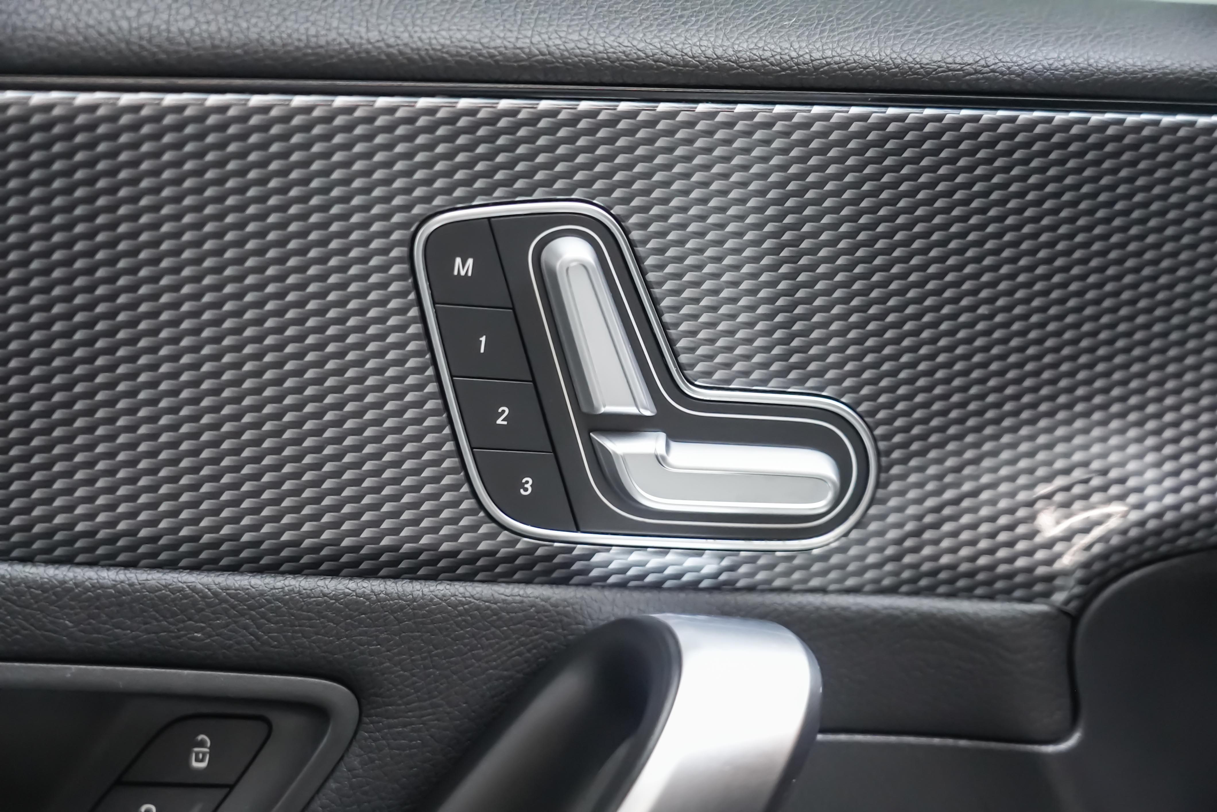 Mercedes-Benz A Class (Imported) 2019 #22 Mercedes-Benz A Class (Imported) 2019 car image #22