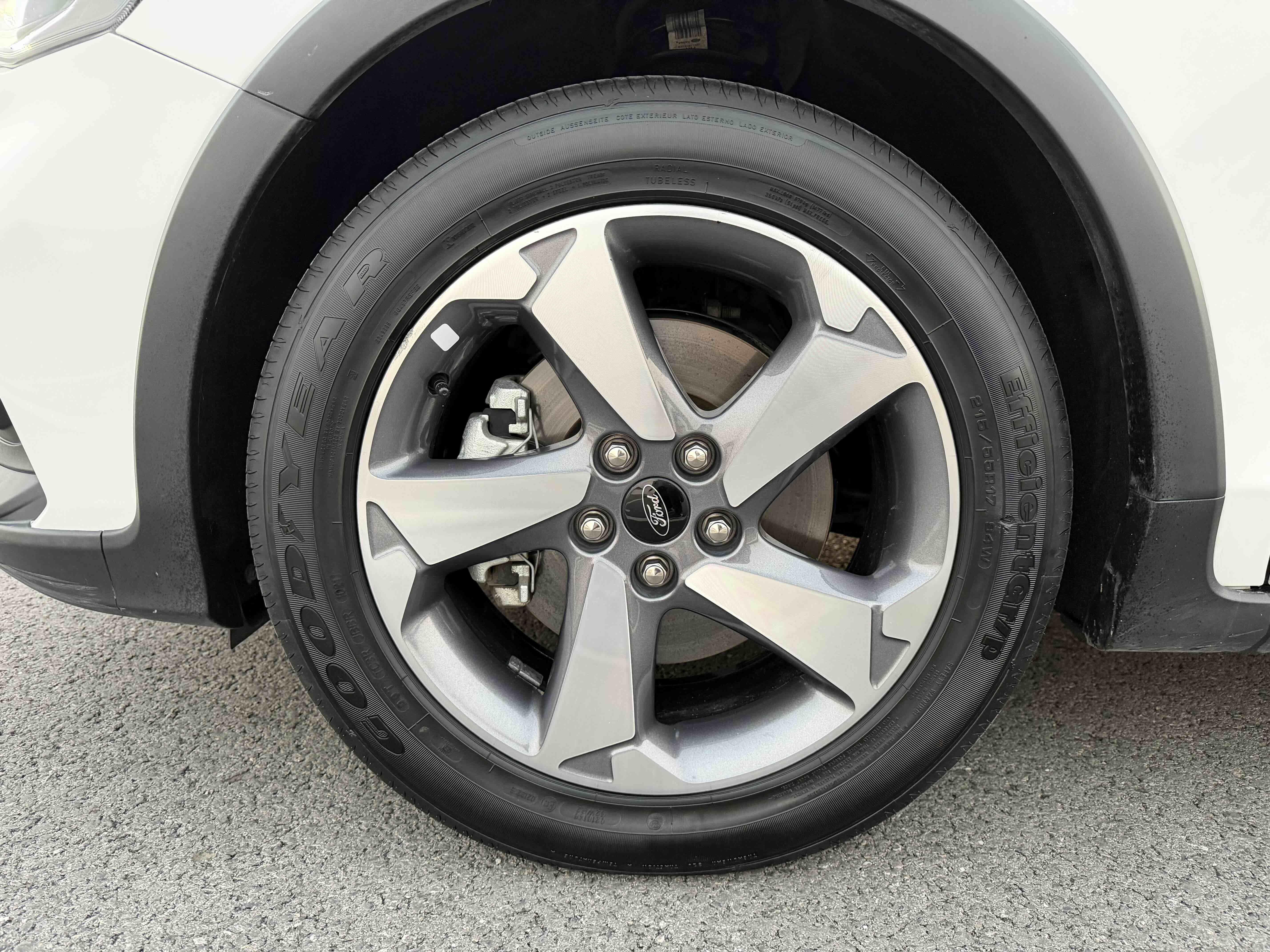 Ford Focus Active 2020 #22 Ford Focus Active 2020 car image #22