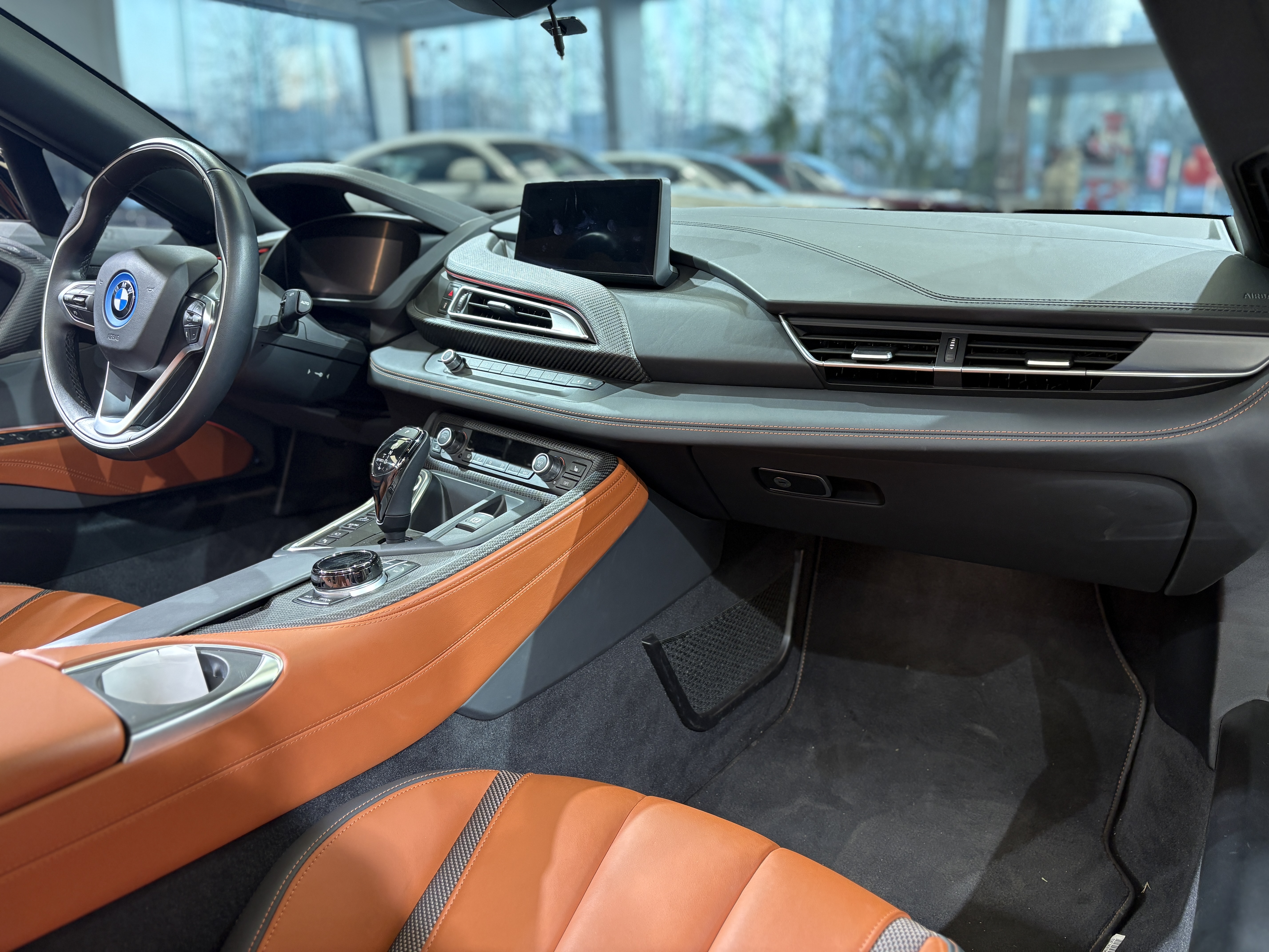 BMW i8 2020 car image #22