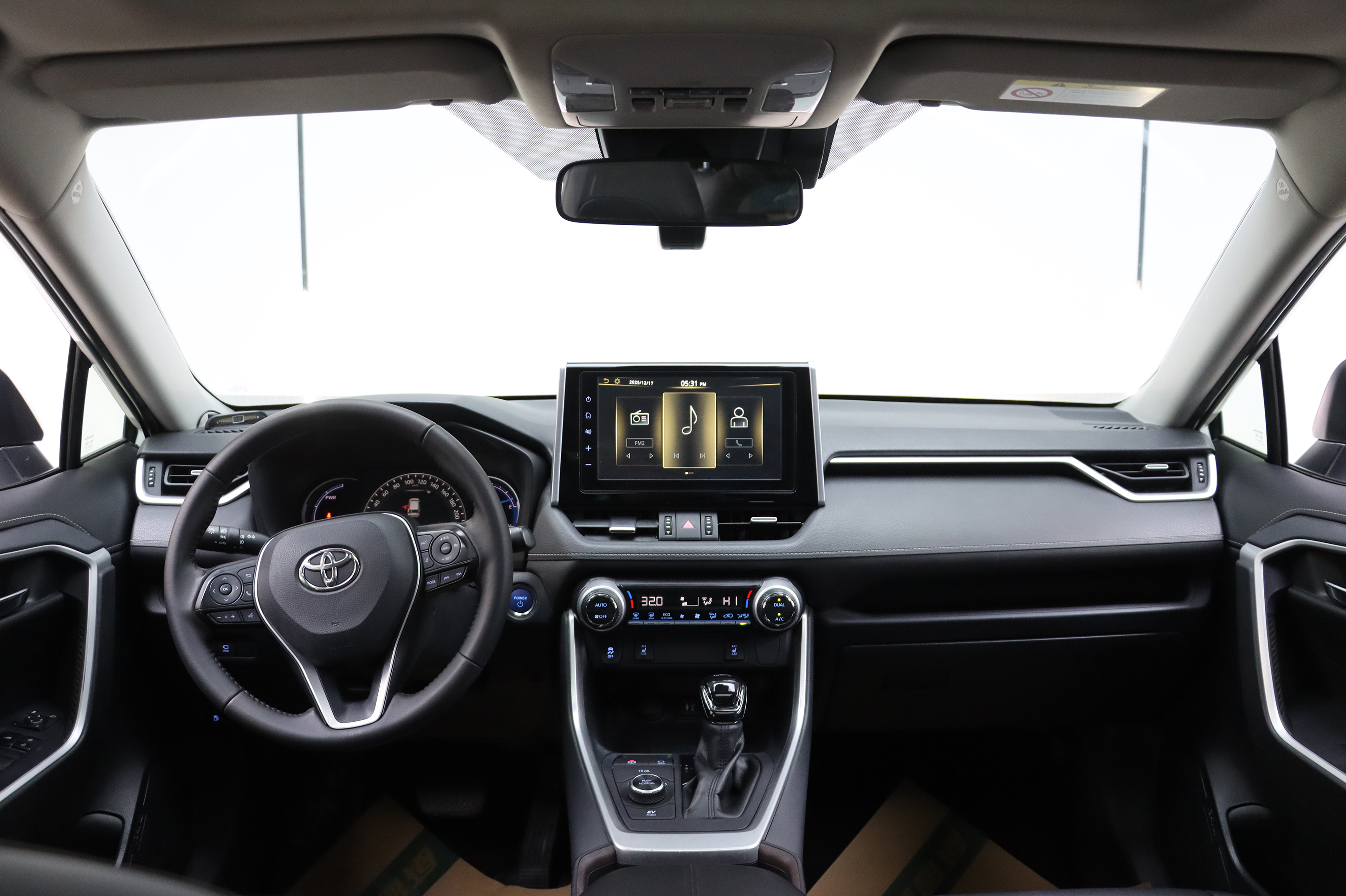 Toyota RAV4 2020 car image #22