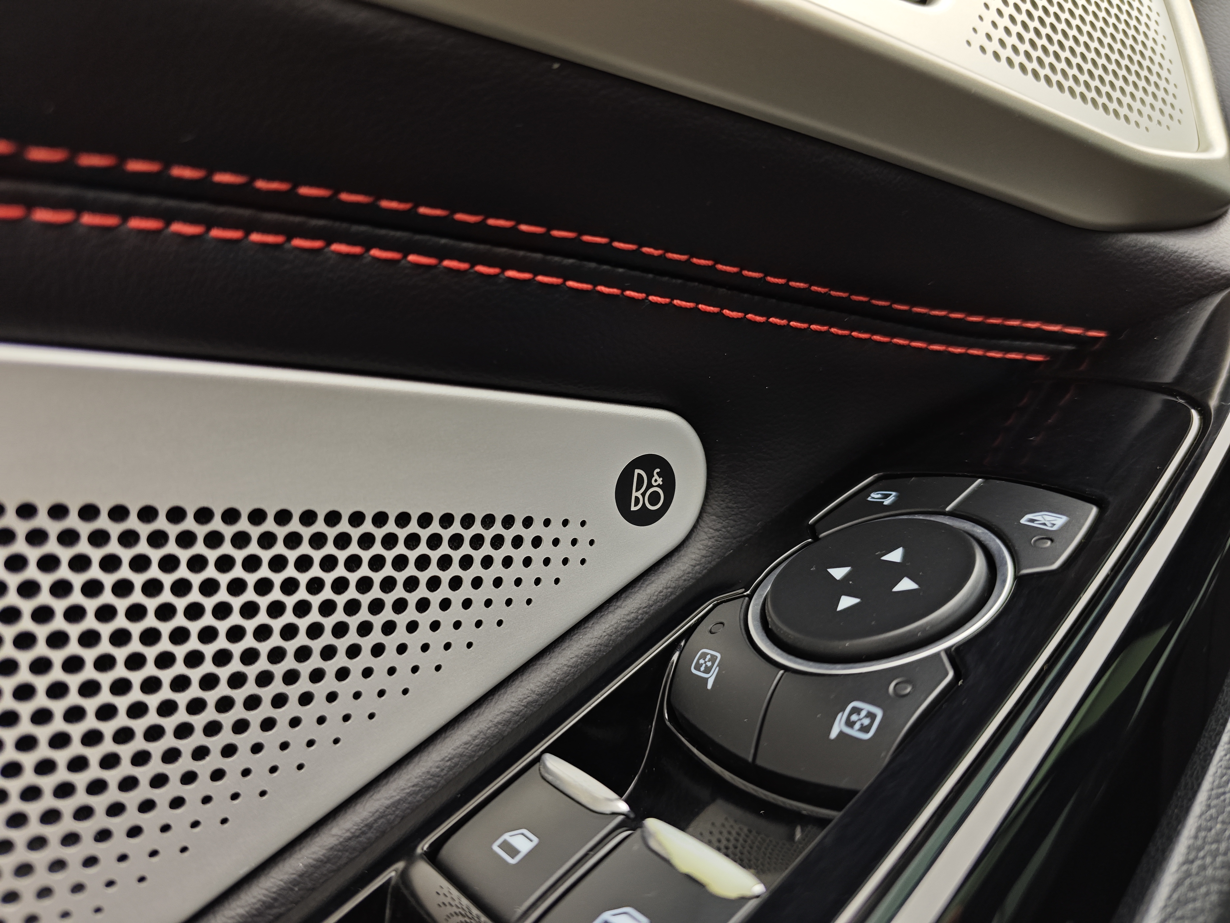 Ford Explorer 2021 car image #22