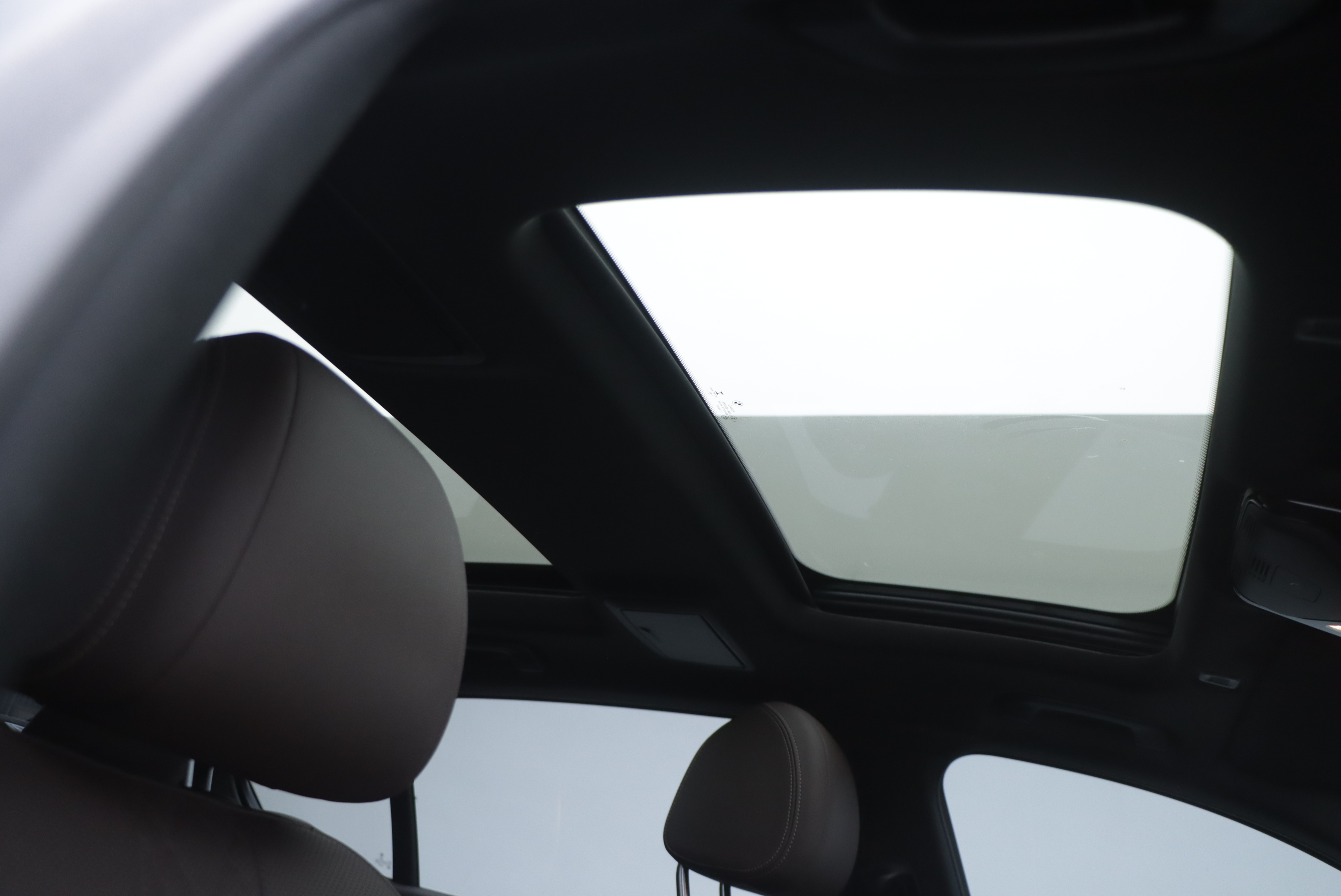 BMW 5 Series New Energy 2021 car image #22