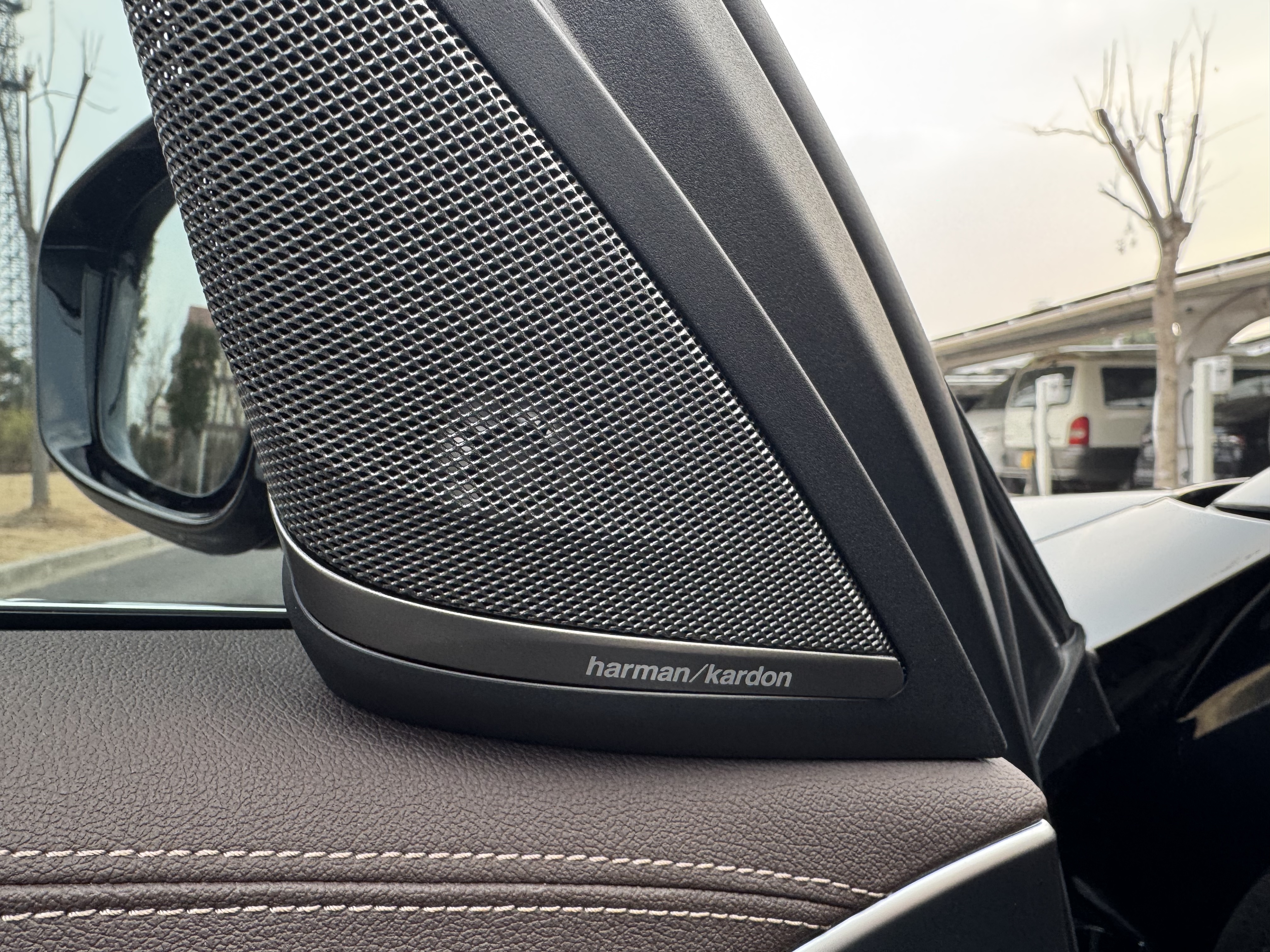 BMW 5 Series New Energy 2021 car image #22