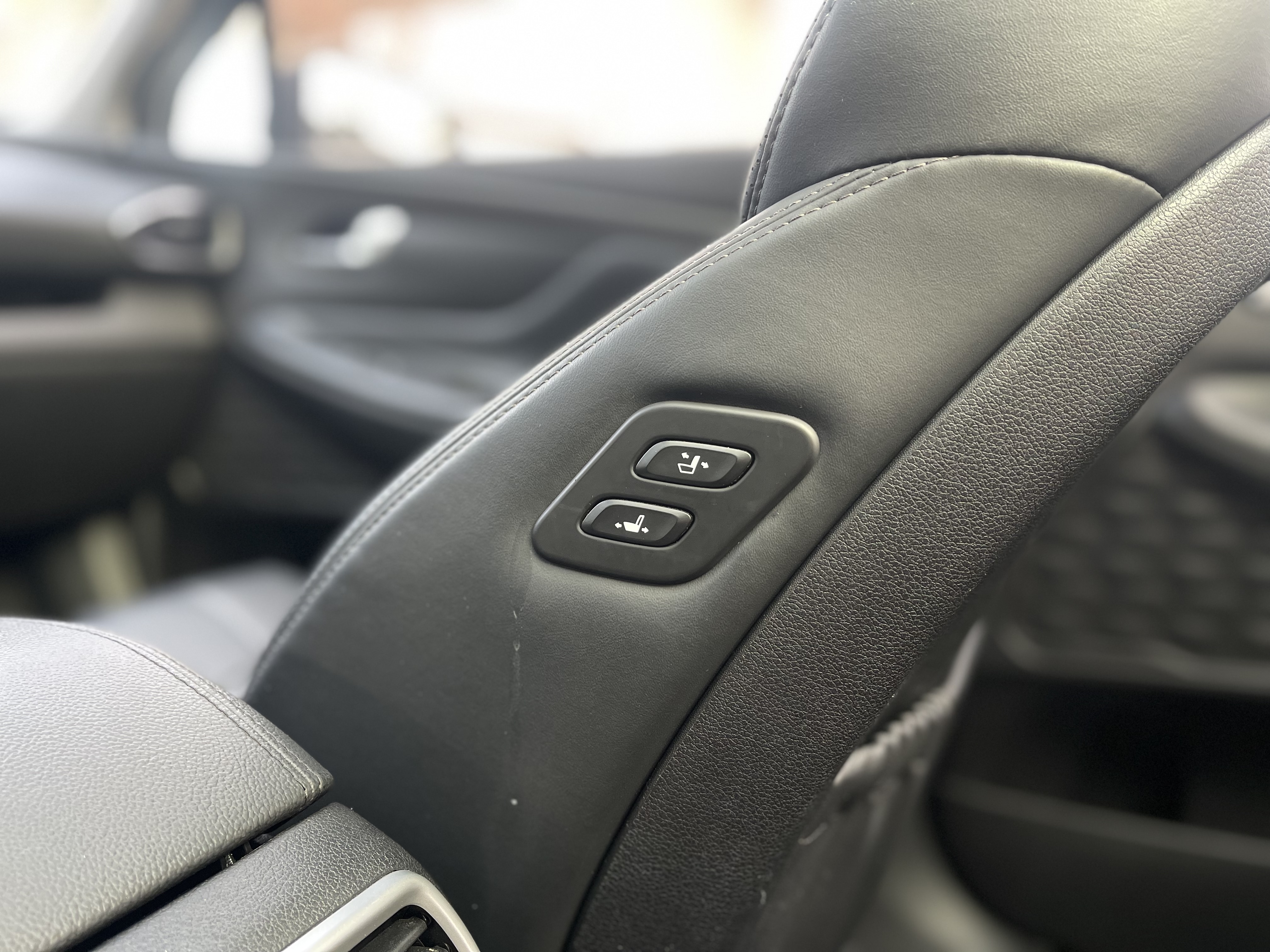 Hyundai Santa Fe 2022 car image #22