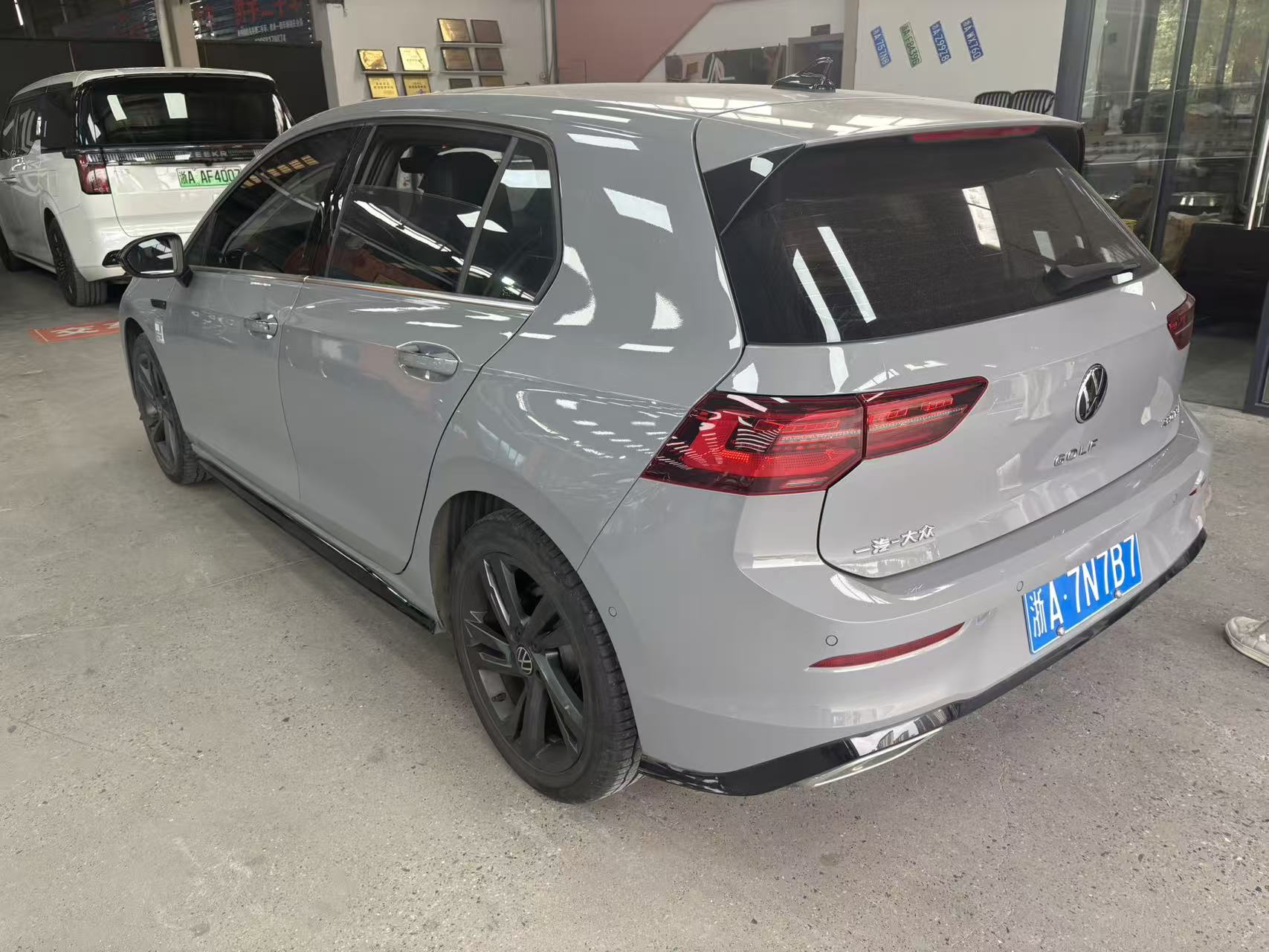 Volkswagen Golf 2022 car image #22
