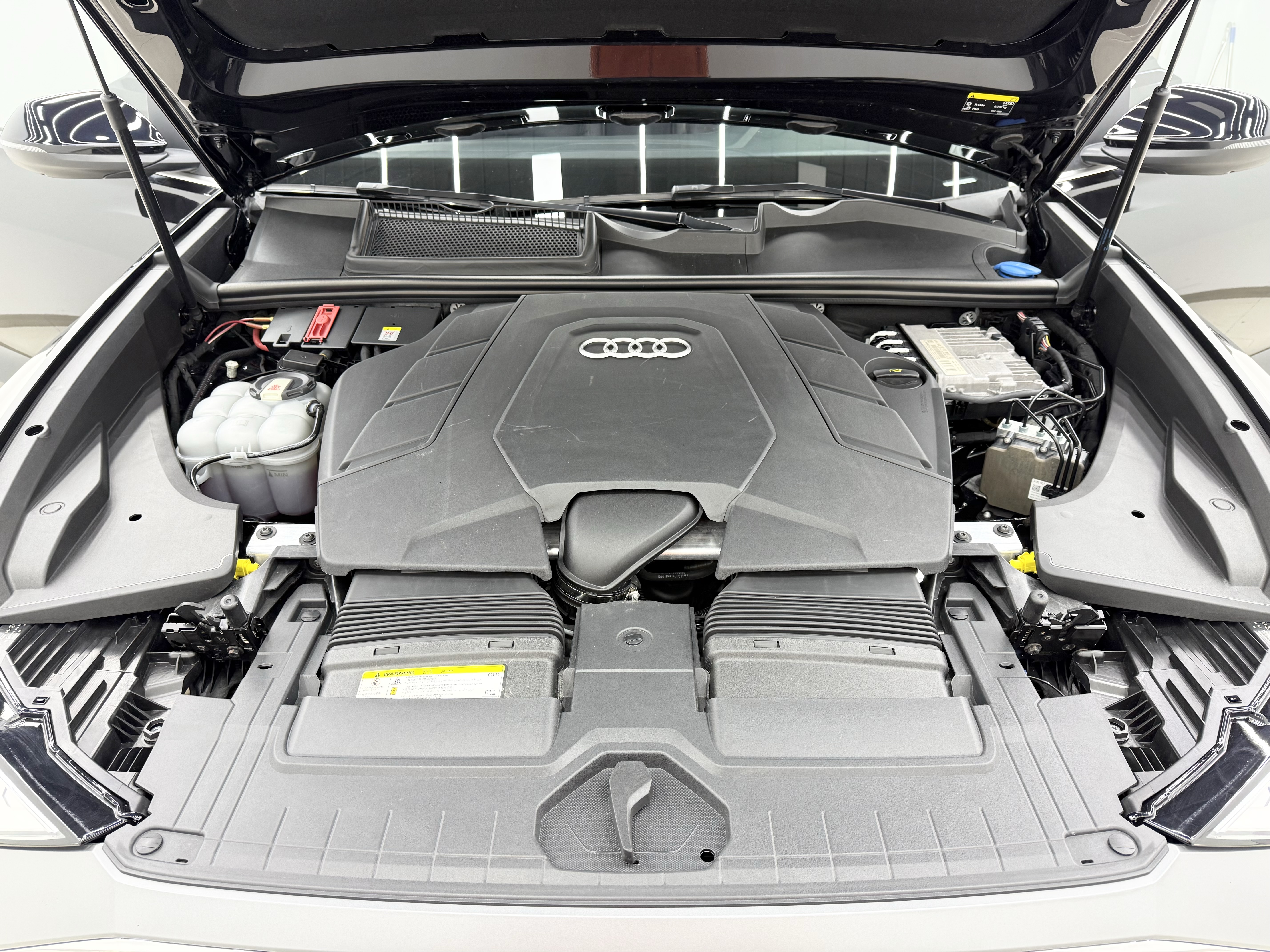 Audi Q8 2020 #22 Audi Q8 2020 car image #22