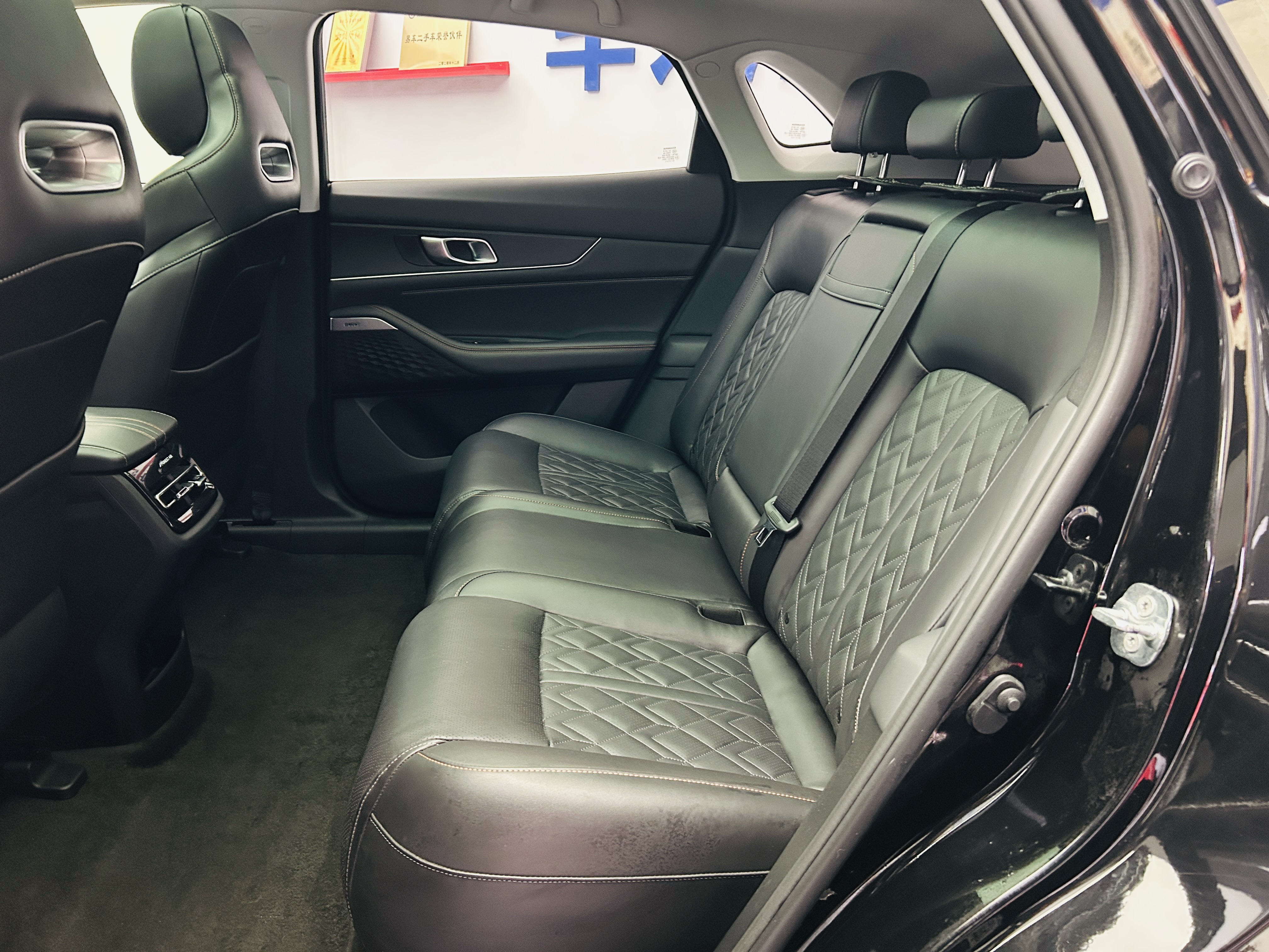 Changan UNI-K 2023 car image #22