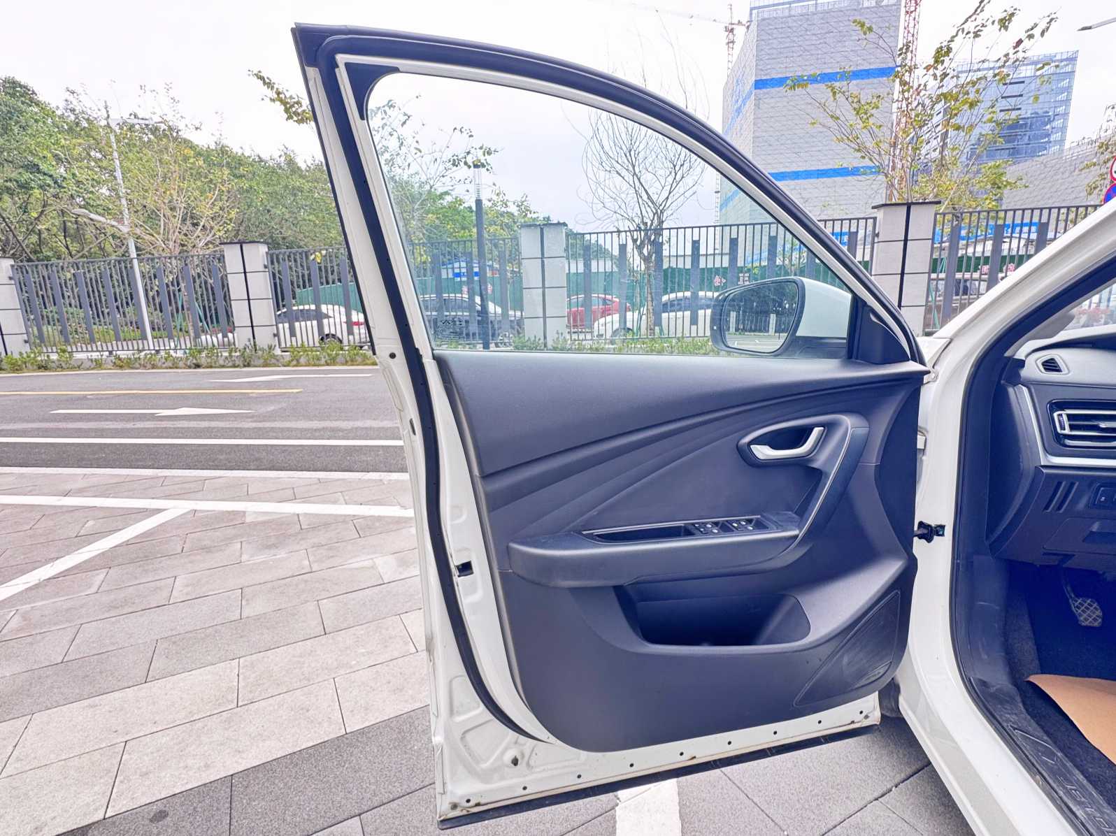 X70M 2020 #22 X70M 2020 car image #22