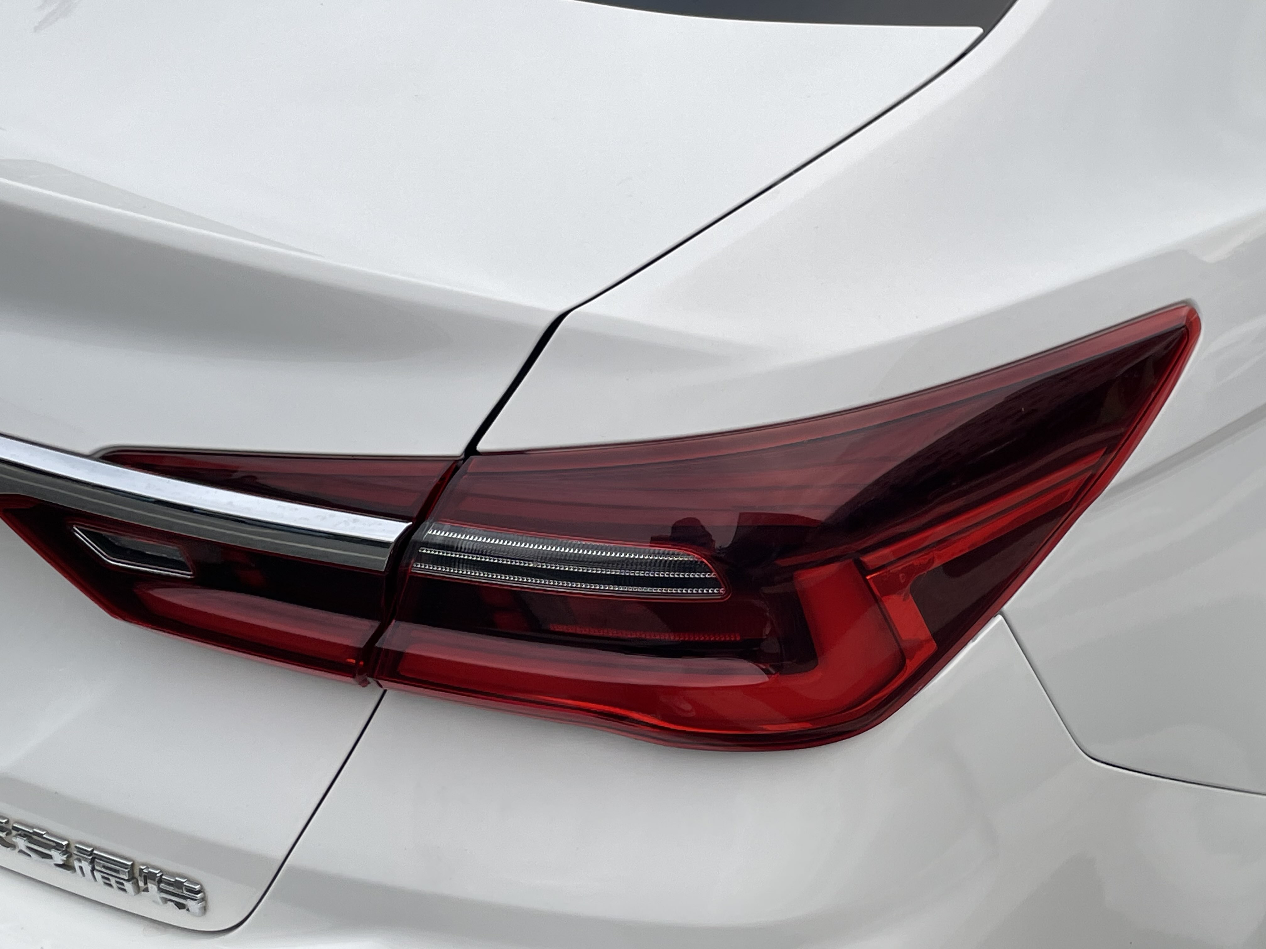 Ford Escort 2022 car image #22