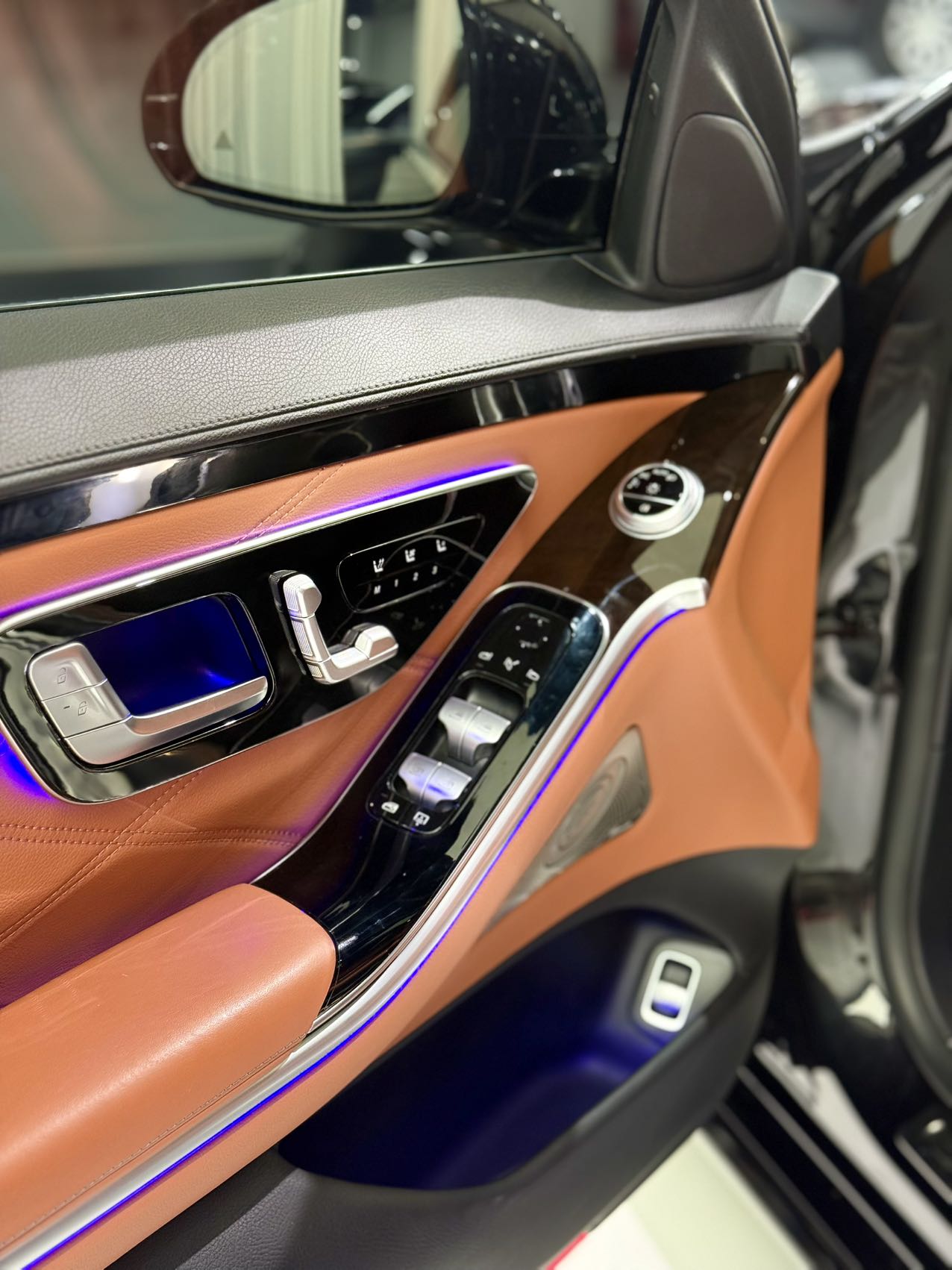 Mercedes-Benz Maybach S Class 2021 car image #22