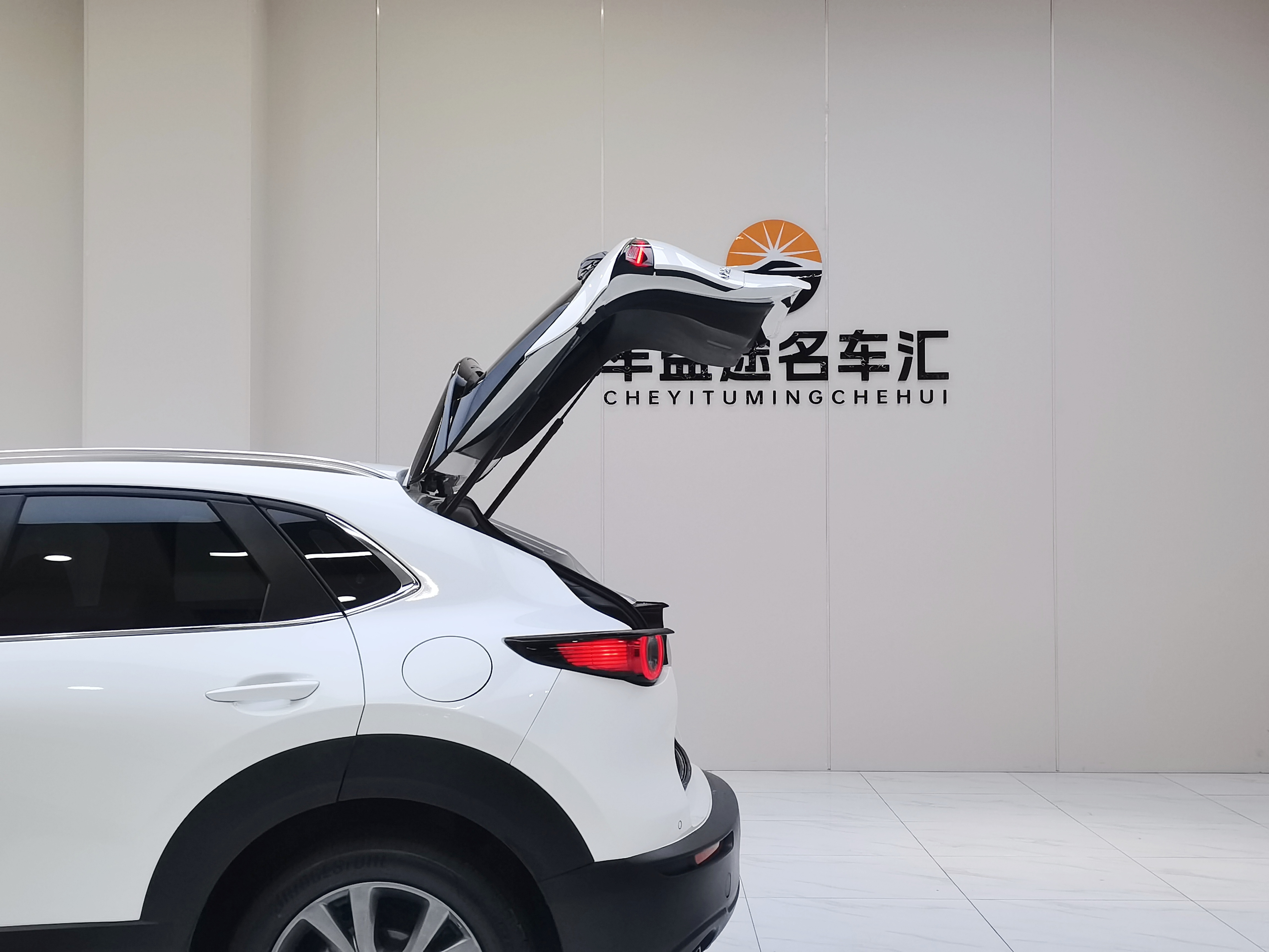 Mazda CX-30 2021 изображение автомобиля #22