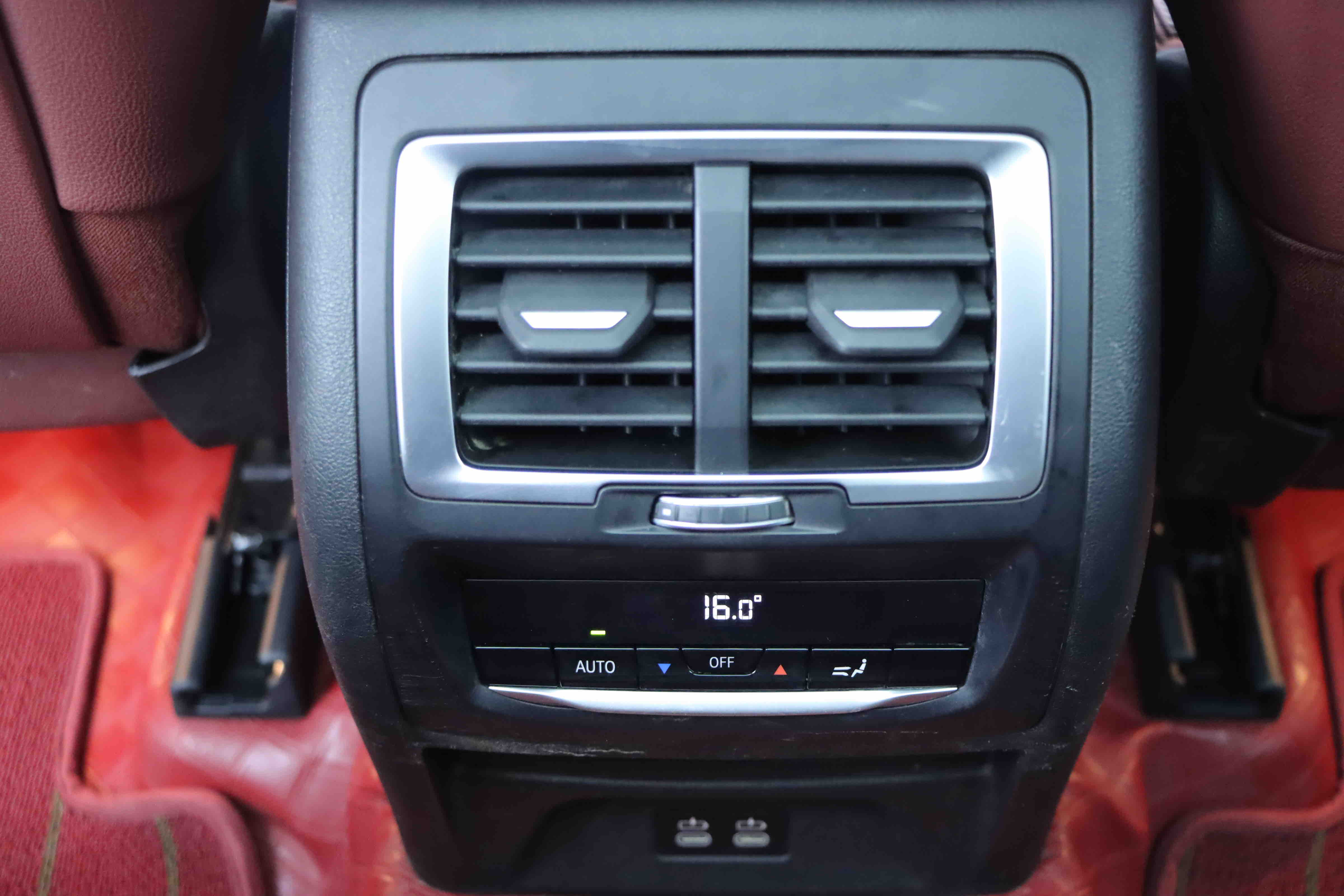 BMW X3 2022 immagine di auto #22