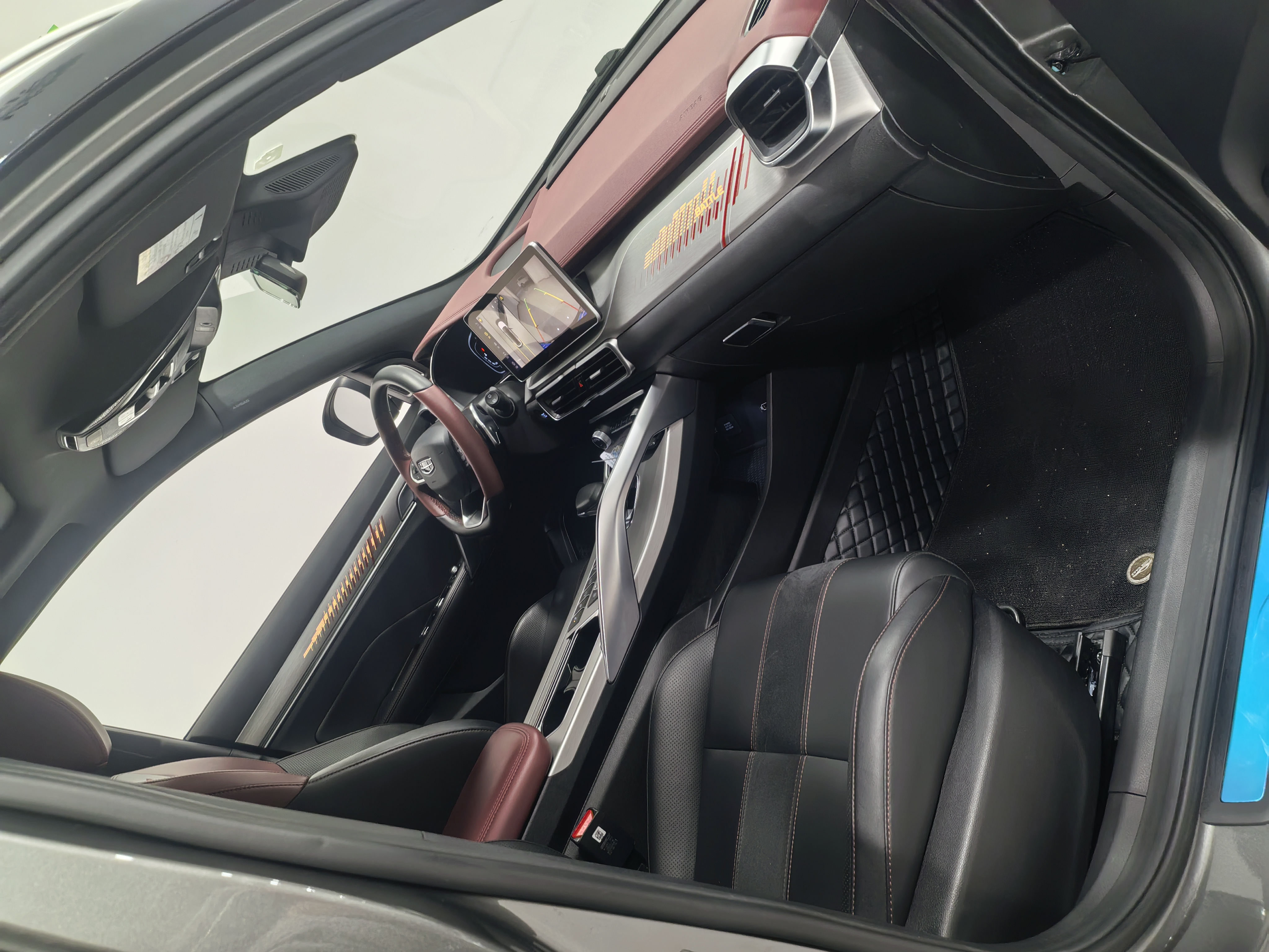 GEELY Coolray 2022 #22 GEELY Coolray 2022 car image #22