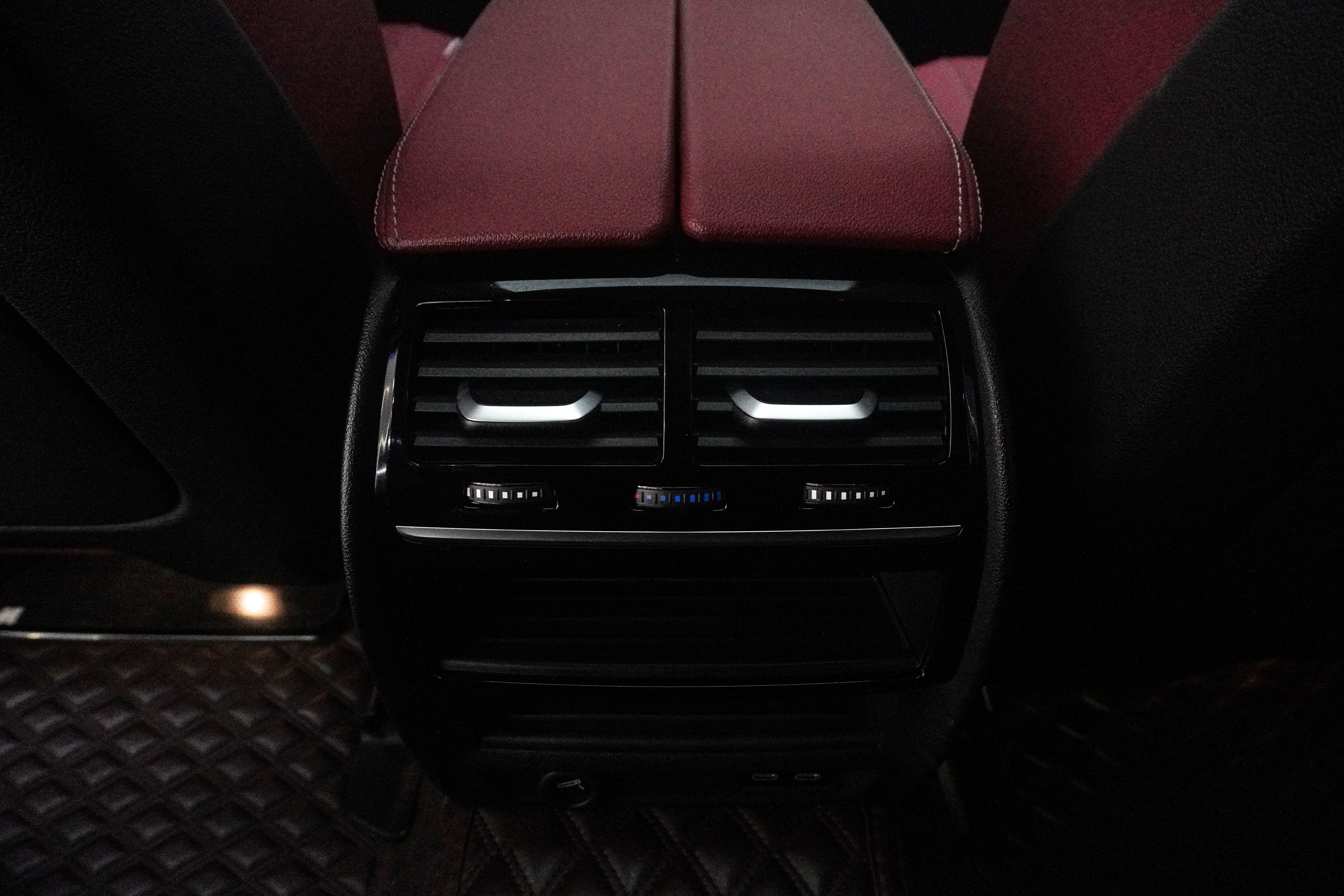 BMW 5 Series 2023 #22 BMW 5 Series 2023 car image #22