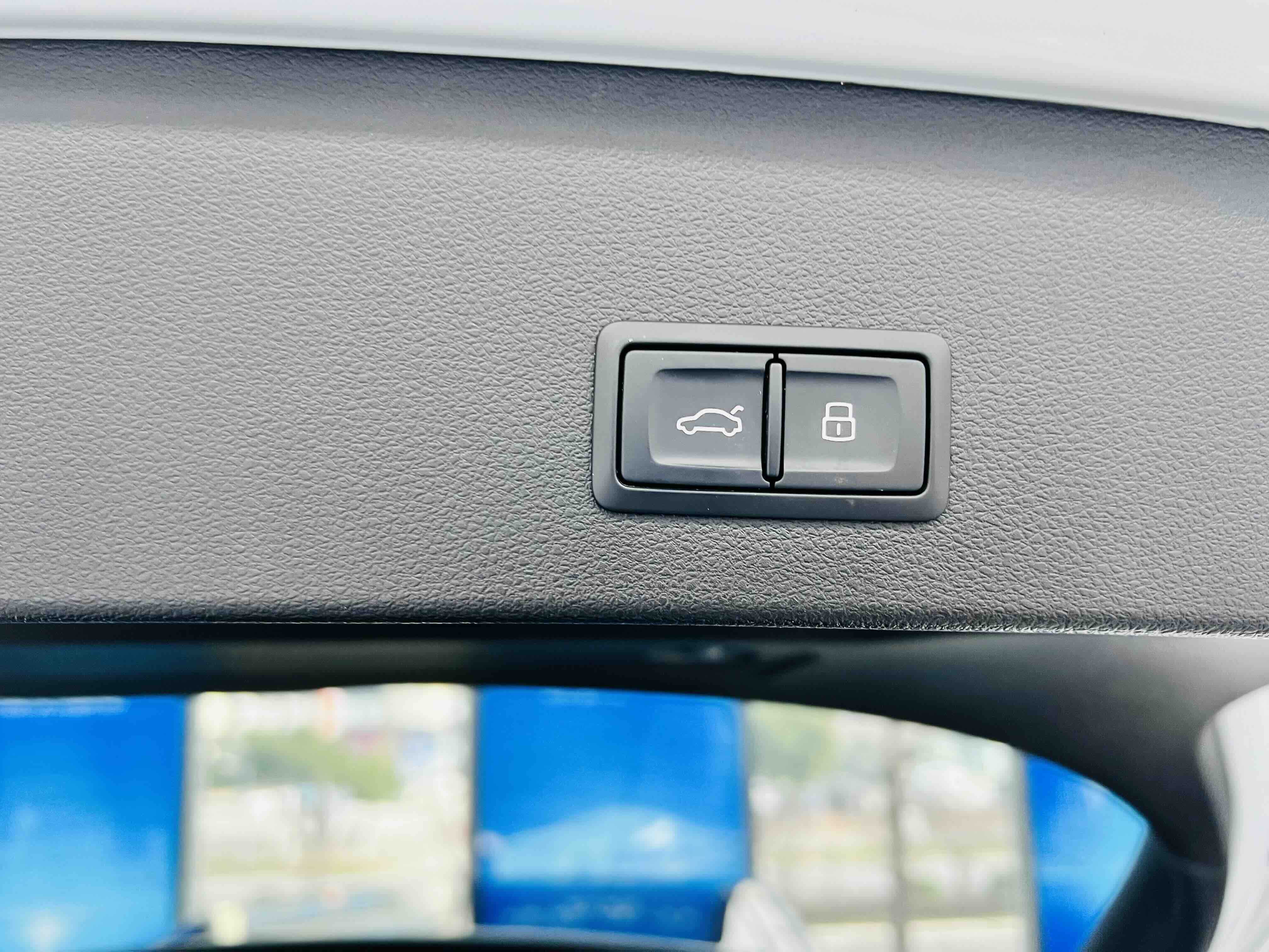 Q2L 2022 car image #22