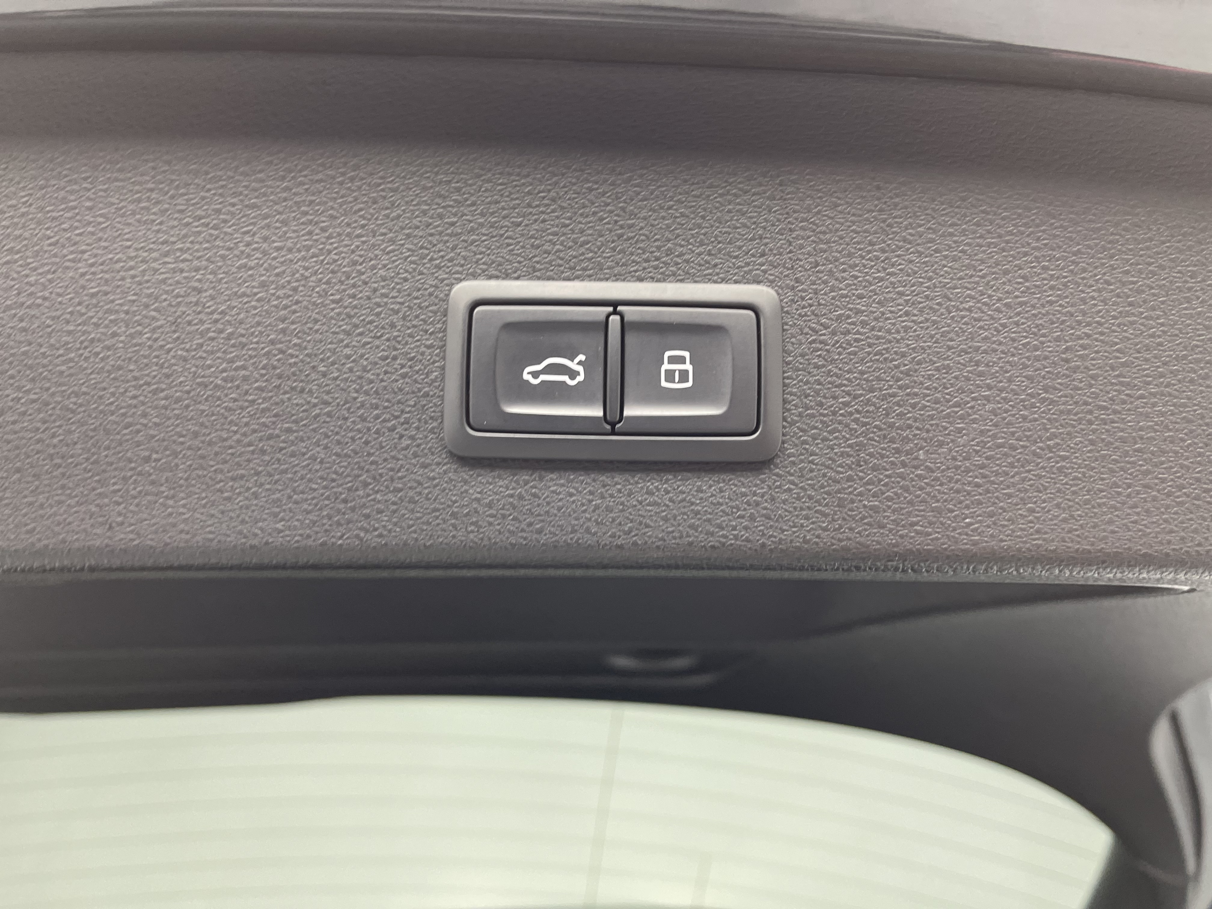 Q2L 2022 car image #22
