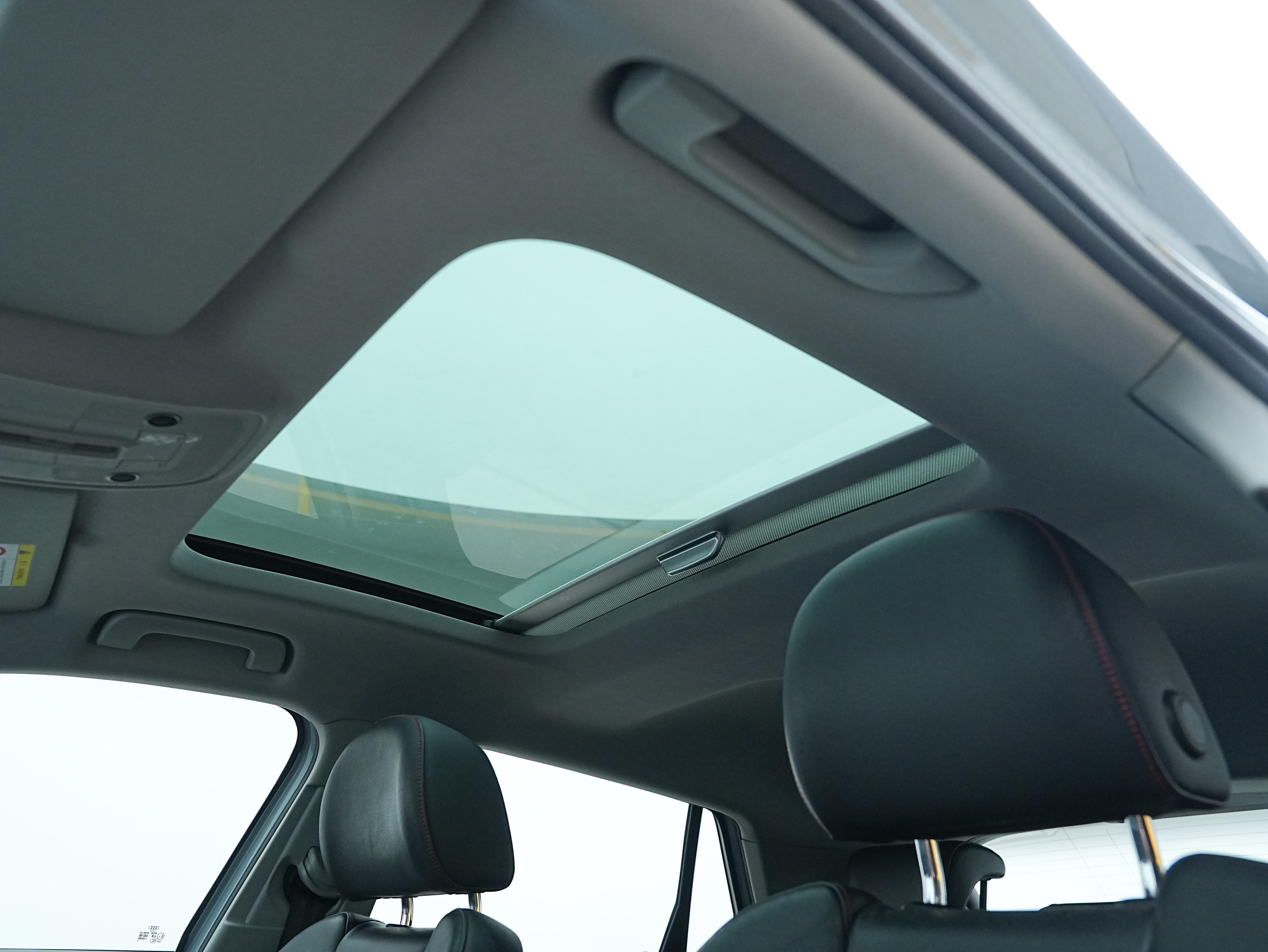 Audi Q2L 2023 صورة سيارة #22